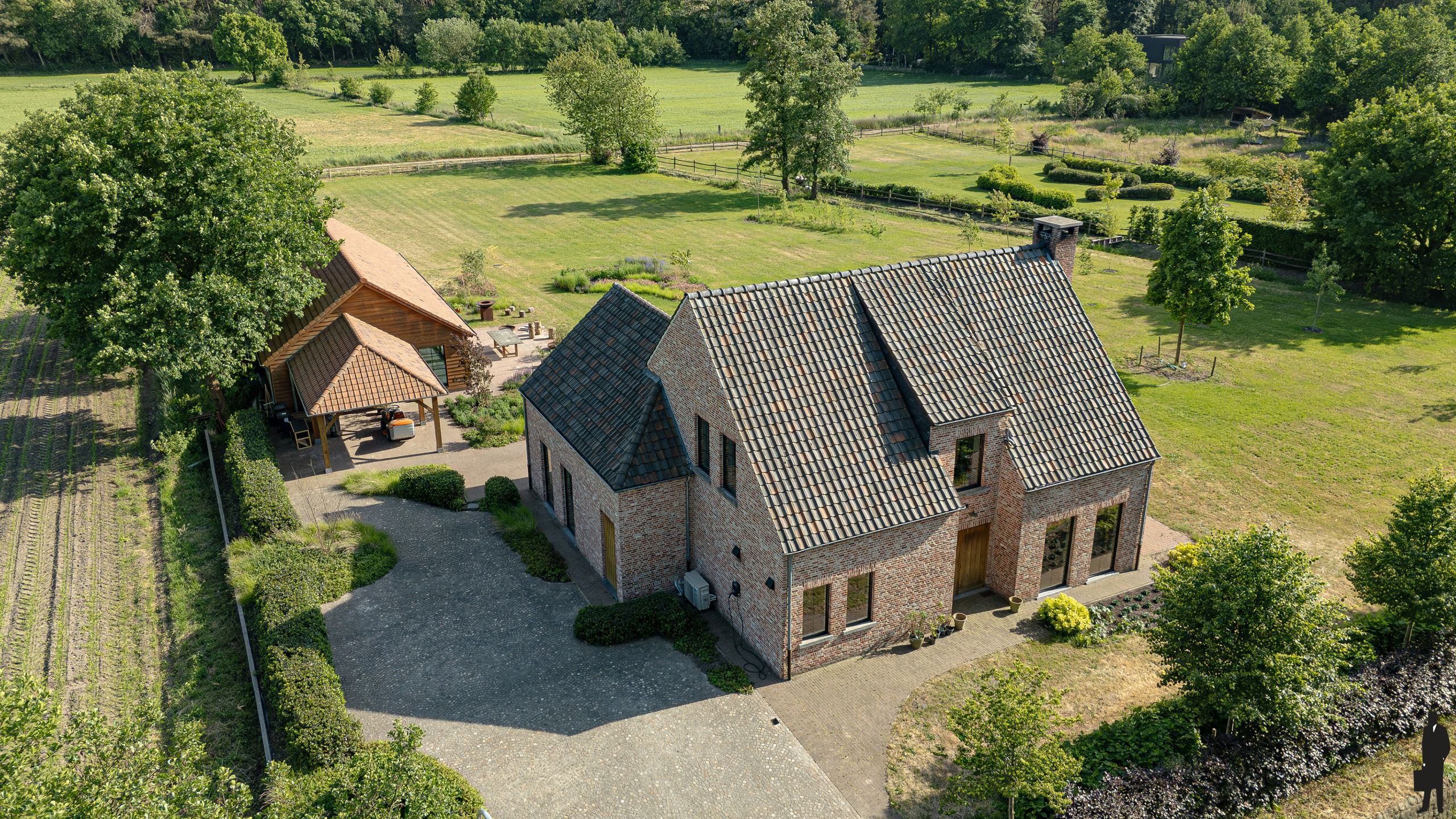 Charmante, volledig gerenoveerde villa  foto 4