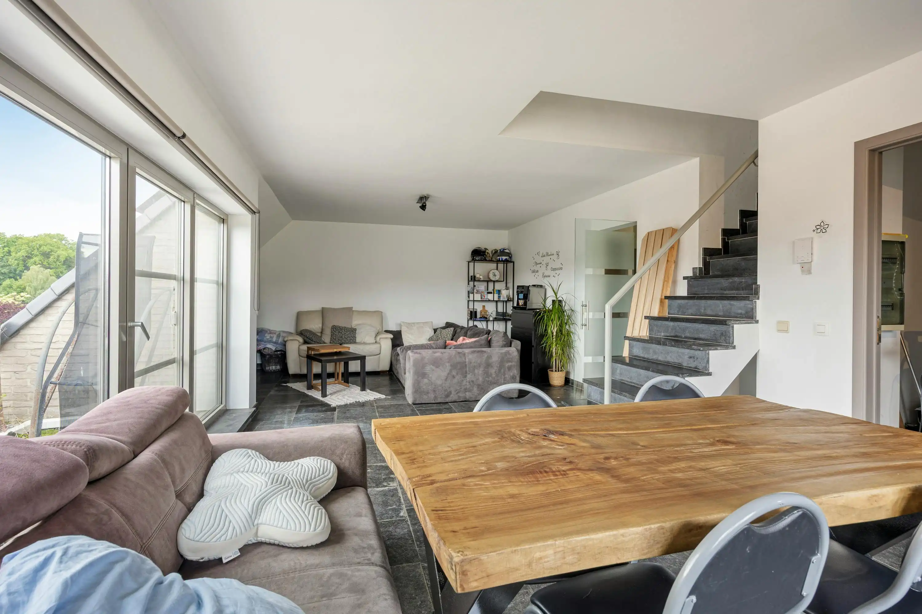 Duplexappartement met 2 slpks te koop in centrum van Essen! foto 7