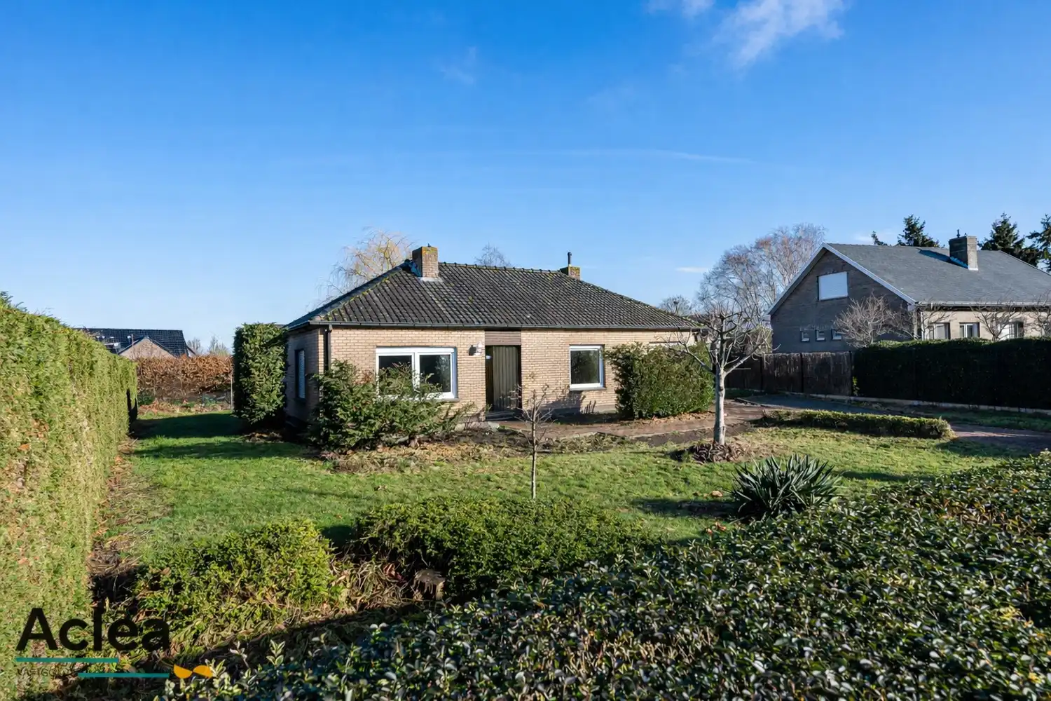 Hoofdfoto van de publicatie: Vrijstaande woning op een goed gelegen, ruim perceel