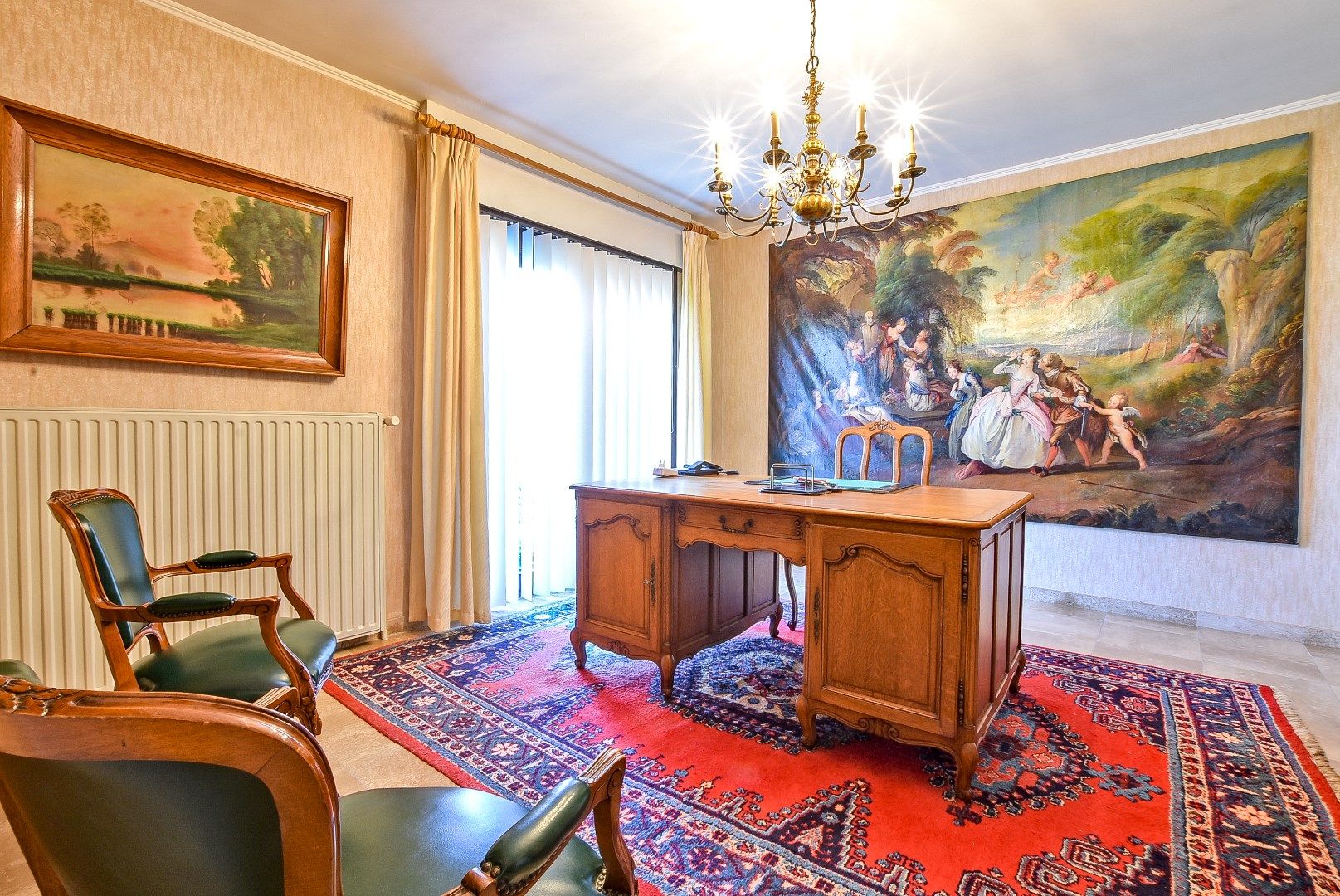 Ruime alleenstaande woning met grote tuin nabij centrum Diksmuide op 1681 m². foto 5