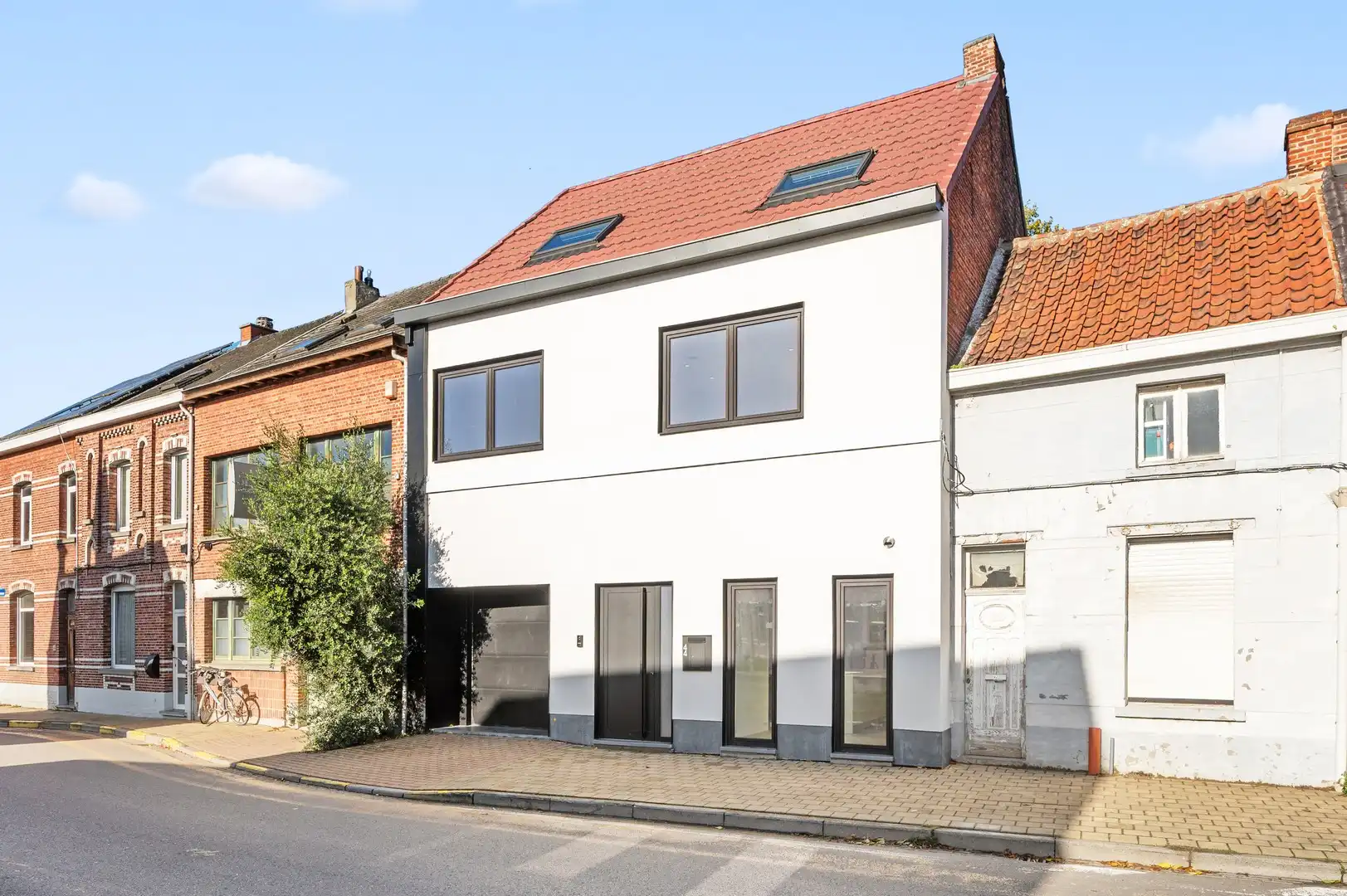 Ruime, instapklare woning met 3 slpks, 2 badkamers en EPC B nabij Schelde foto {{pictureIndex}}