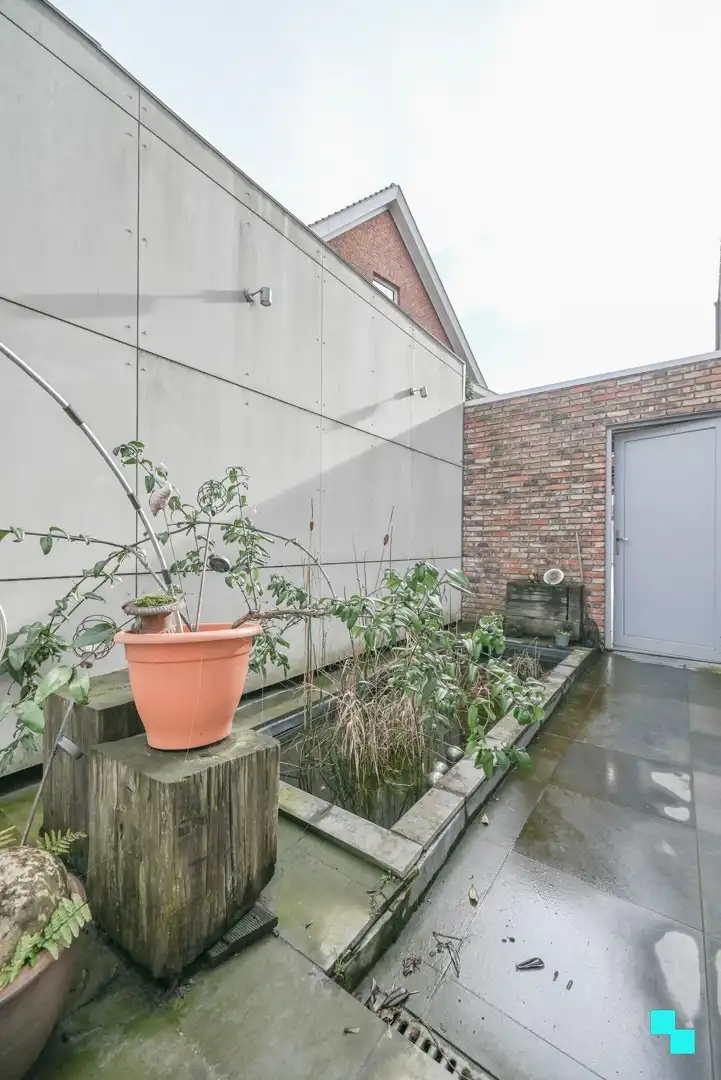 Ruime woning met polyvalente ruimte, garage en tal van mogelijkheden in Emelgem foto 14