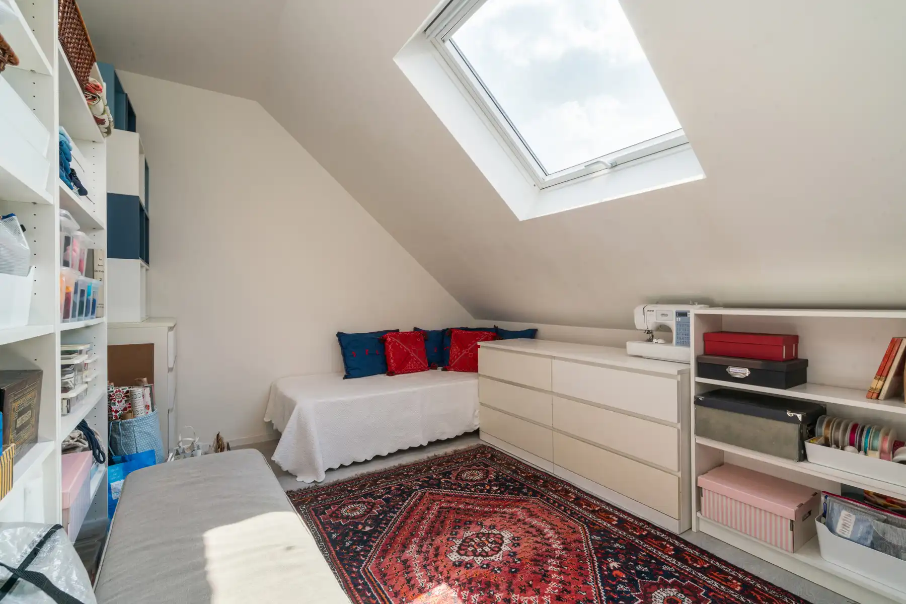 Volledig gerenoveerde rijwoning met stadstuin in Aalst foto 23