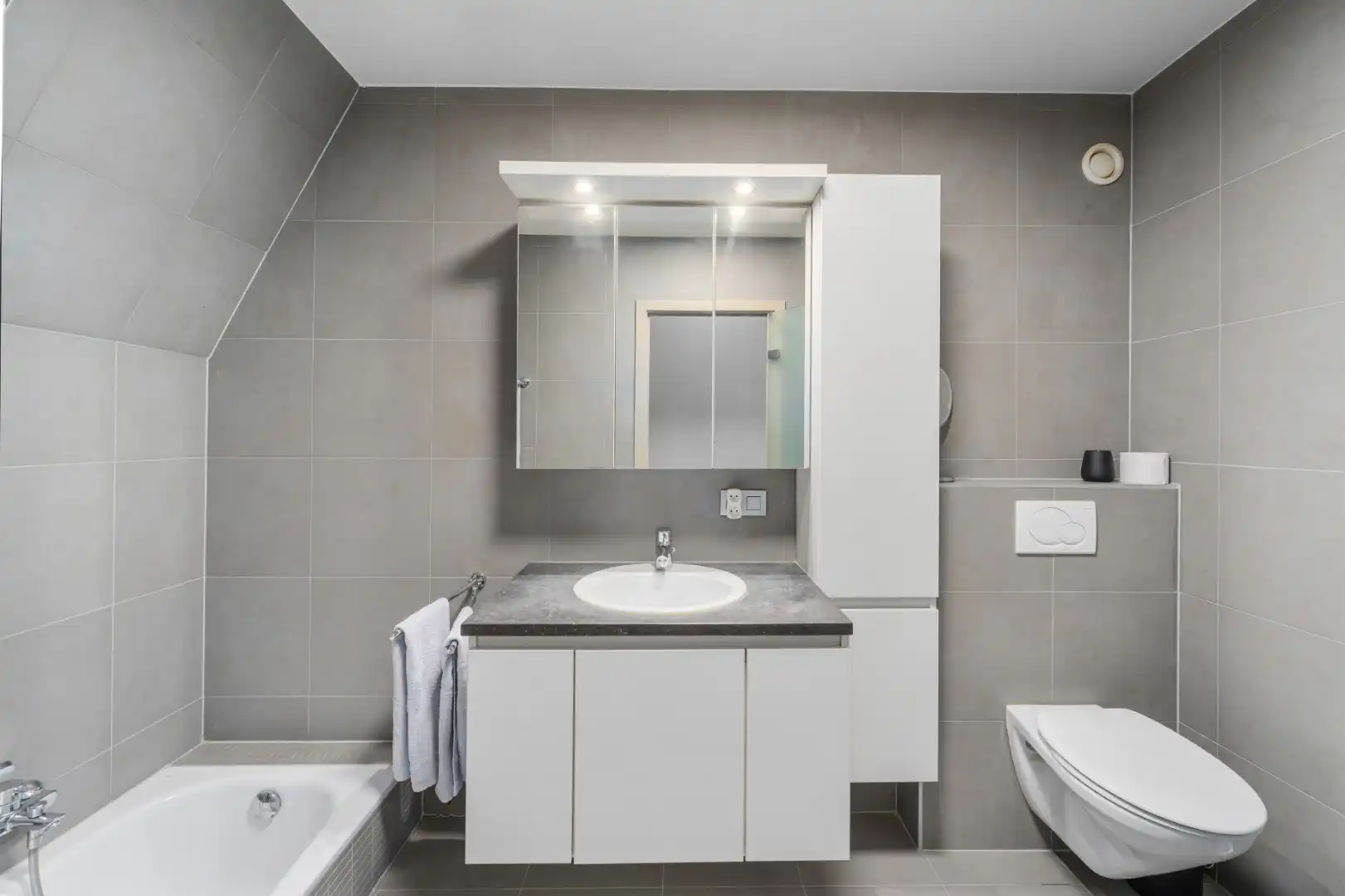 Prachtig duplex appartement met zijdelings zeezicht foto 10