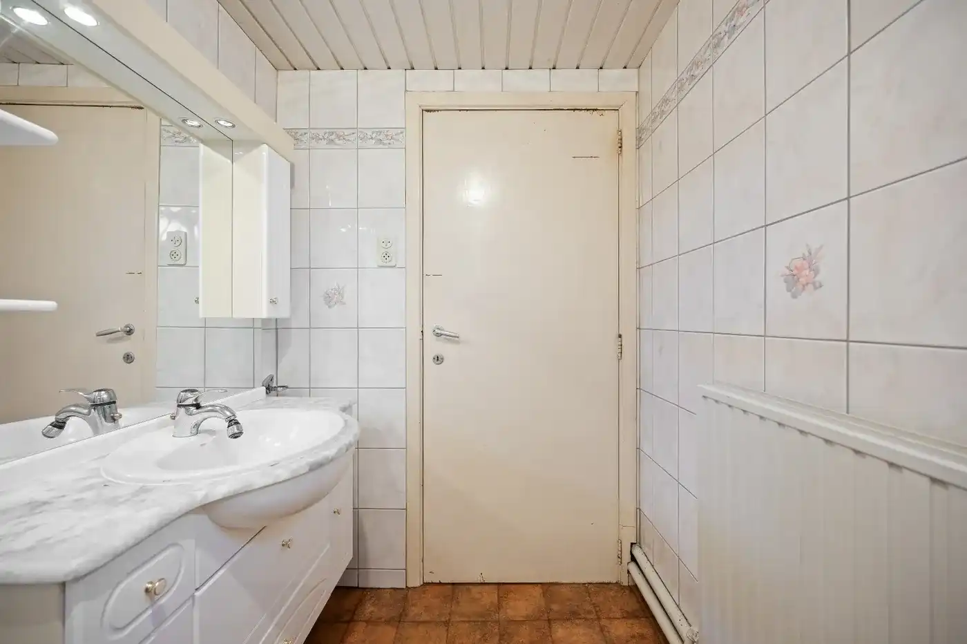 Halfopen woning met grote tuin en garage in Zoutleeuw foto 17