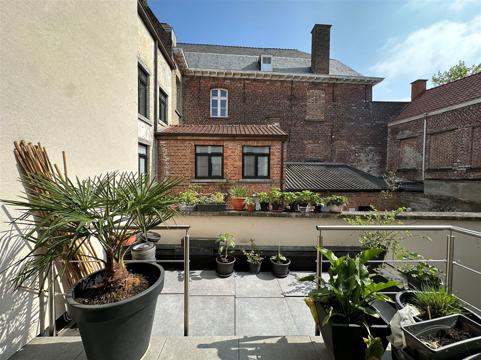 Volledig gerenoveerd appartement in hartje Geraardsbergen! foto 9