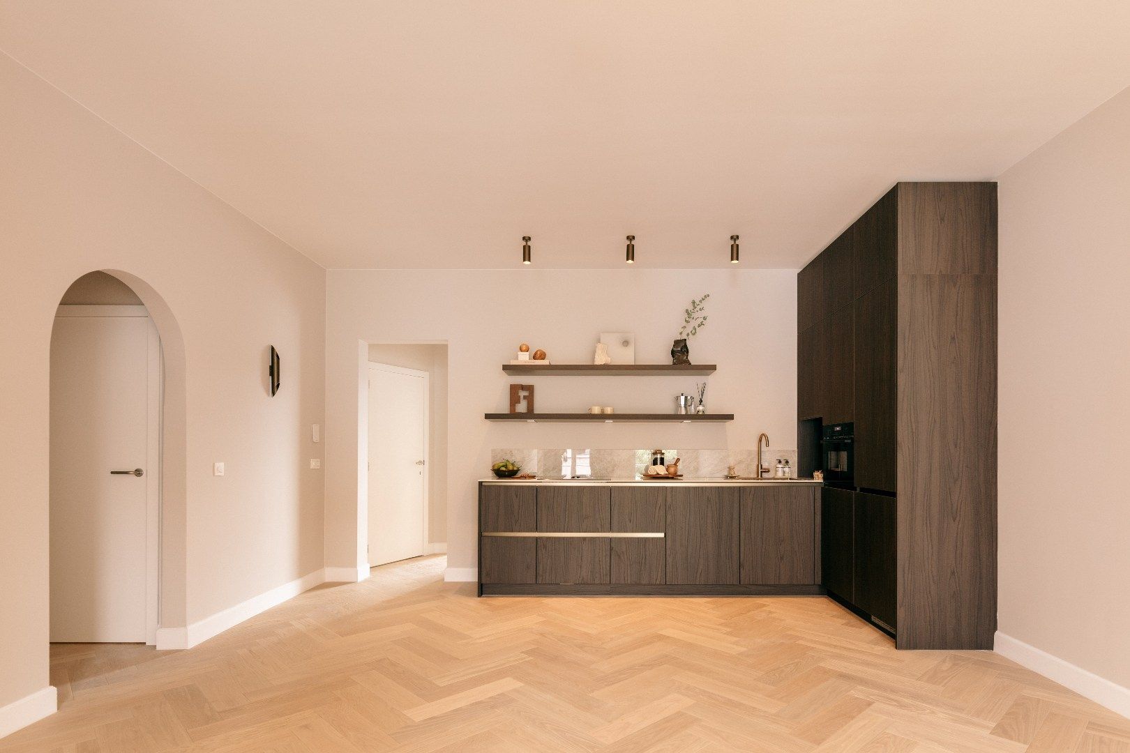 Prachtig gerenoveerd appartement op top locatie foto {{pictureIndex}}