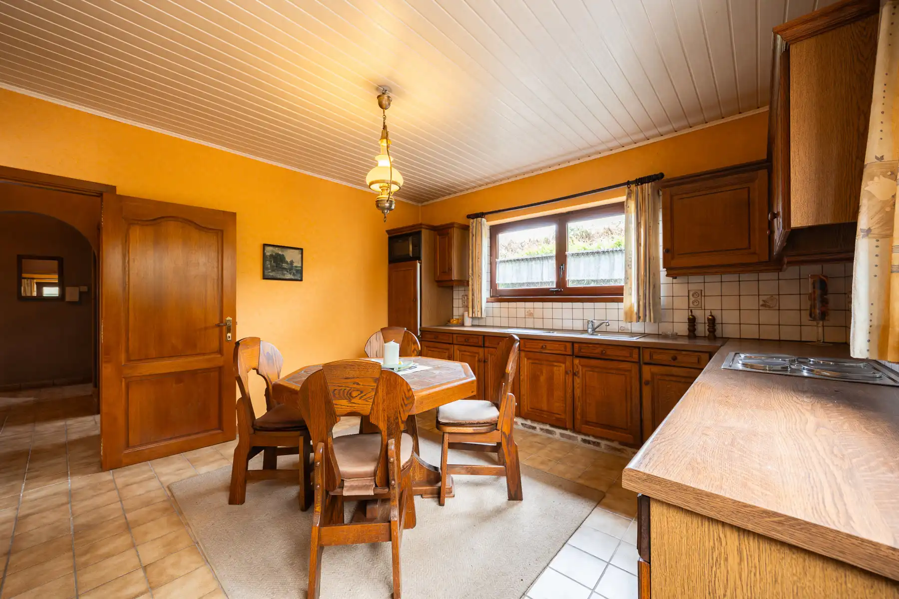 Charmante villa op perceel van 225 m² met garage foto 8