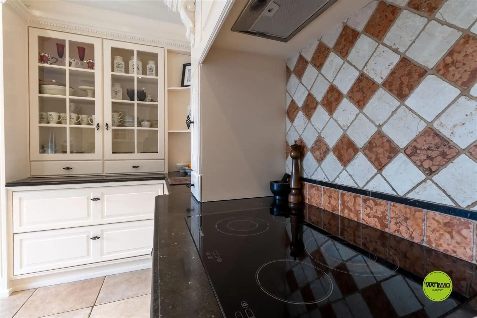 Prachtige, landelijke villa op een perceel van 2.579 m2 in hartje Heppen foto 12