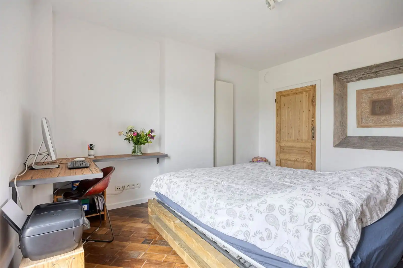 Charmante woning met gezellige tuin, 3 slaapkamerse en 2 badkamers foto 17