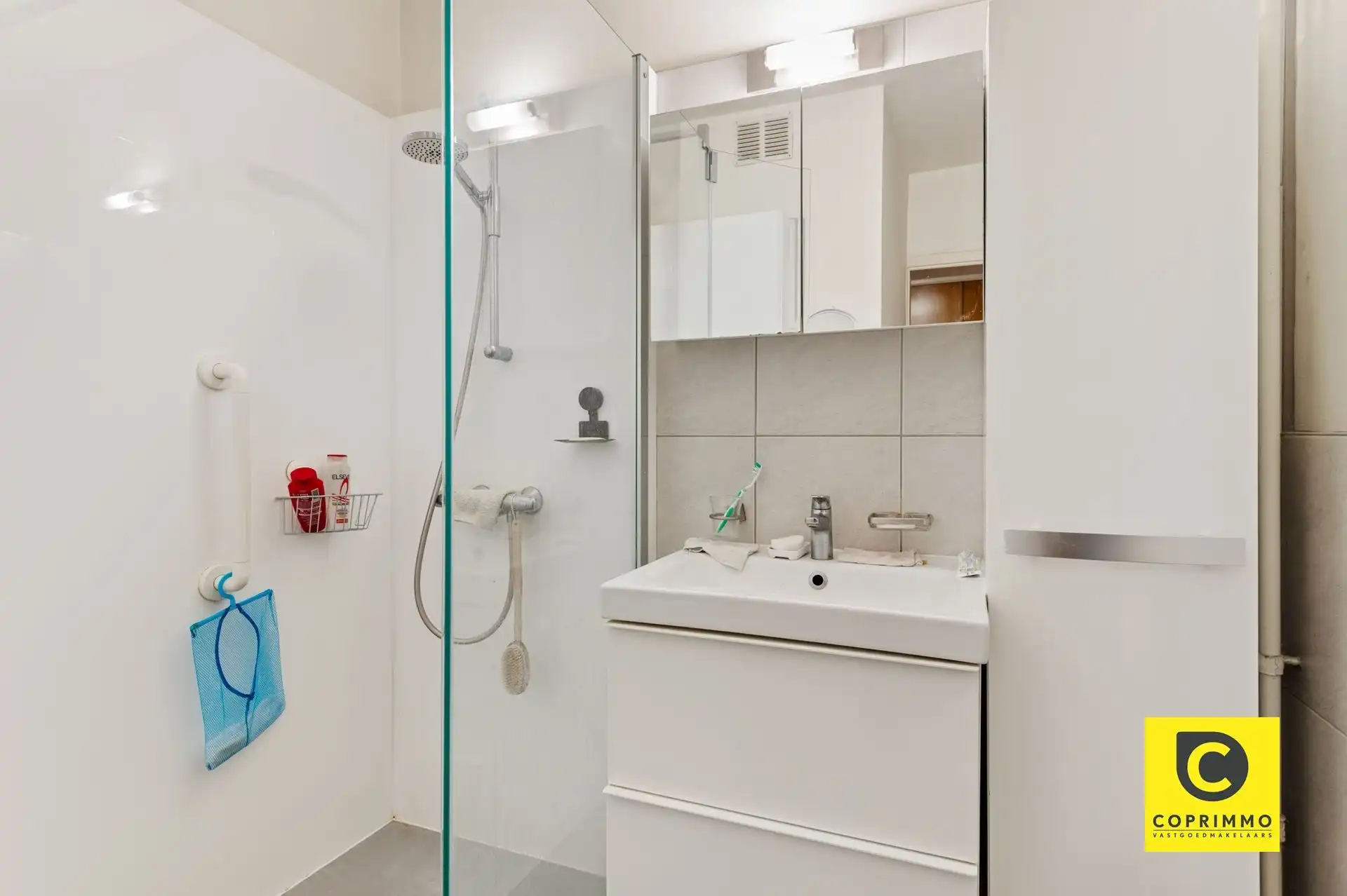 Sale & Lease Back: 2 slaapkamer app foto 11