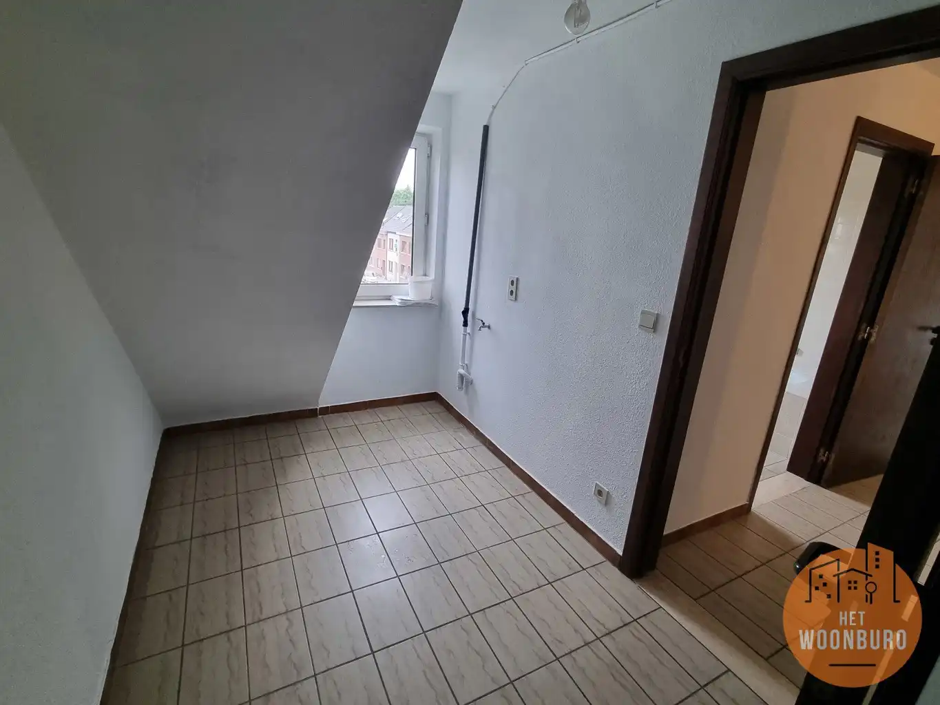 Appartement 2e Verd. met 2 slpks, badk en balkon foto 11