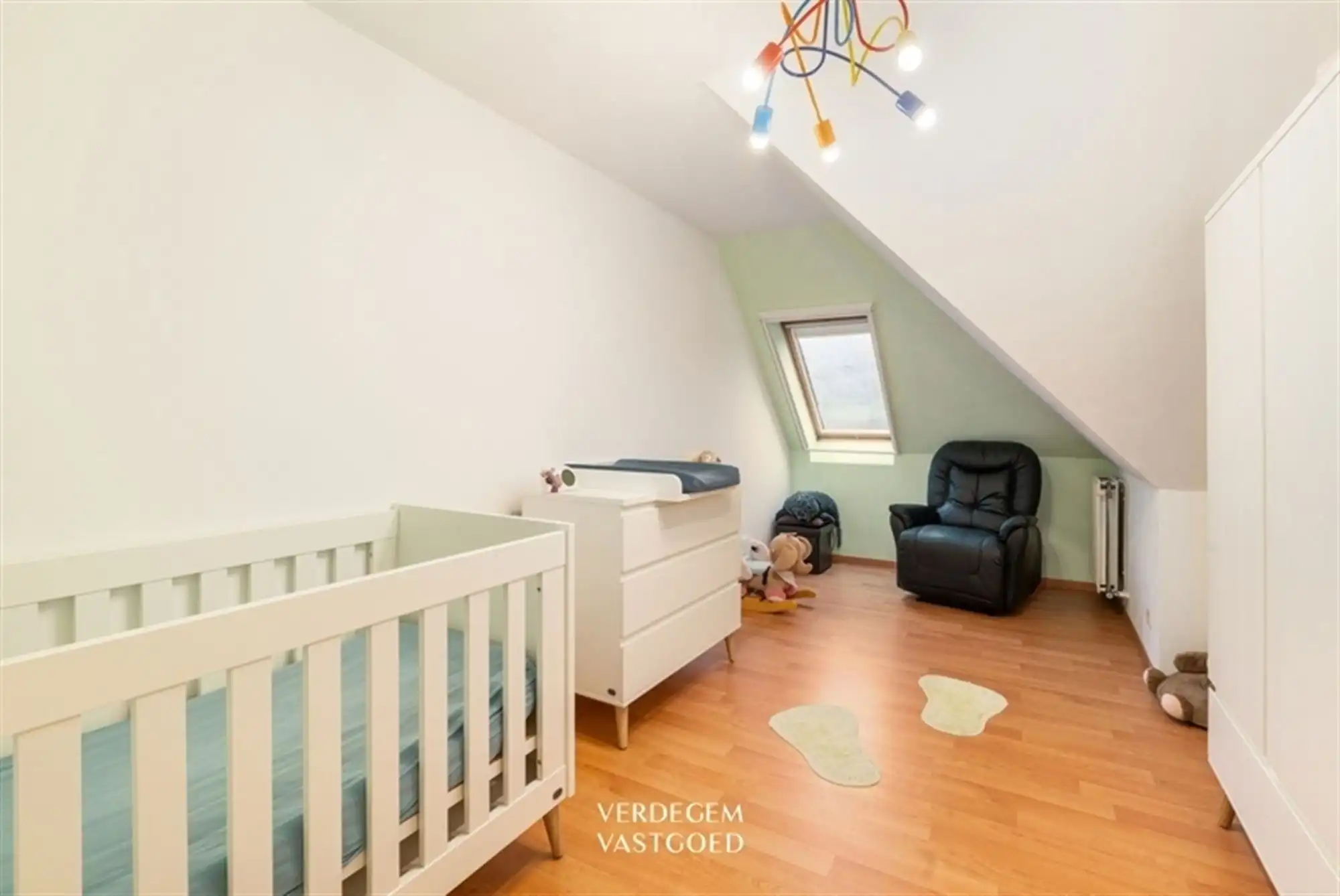 Fijne woning met 3 slaapkamers en mooie tuin in rustige woonbuurt foto 10