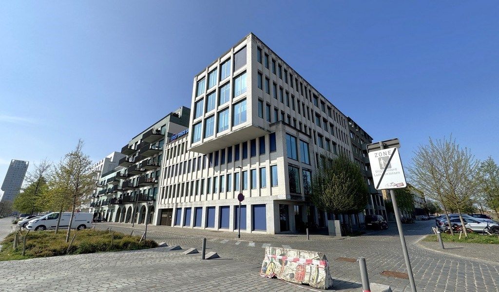 Instapklaar gemeubeld kantoor op 't Eilandje in Antwerpen foto 13