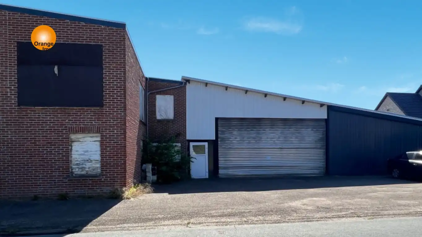 Aantrekkelijk ruim bedrijfspand met loods, gelegen in het centrum van Opoeteren. foto 6