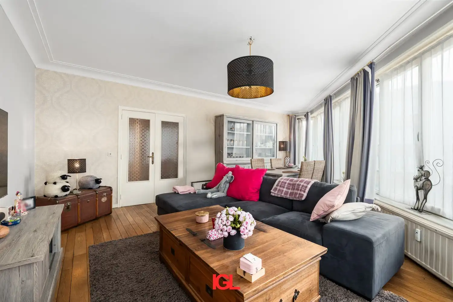 Zonnig & gerenoveerd één slaapkamer-appartement op grens Dilbeek-Molenbeek + optionele ondergrondse staplaats foto 3