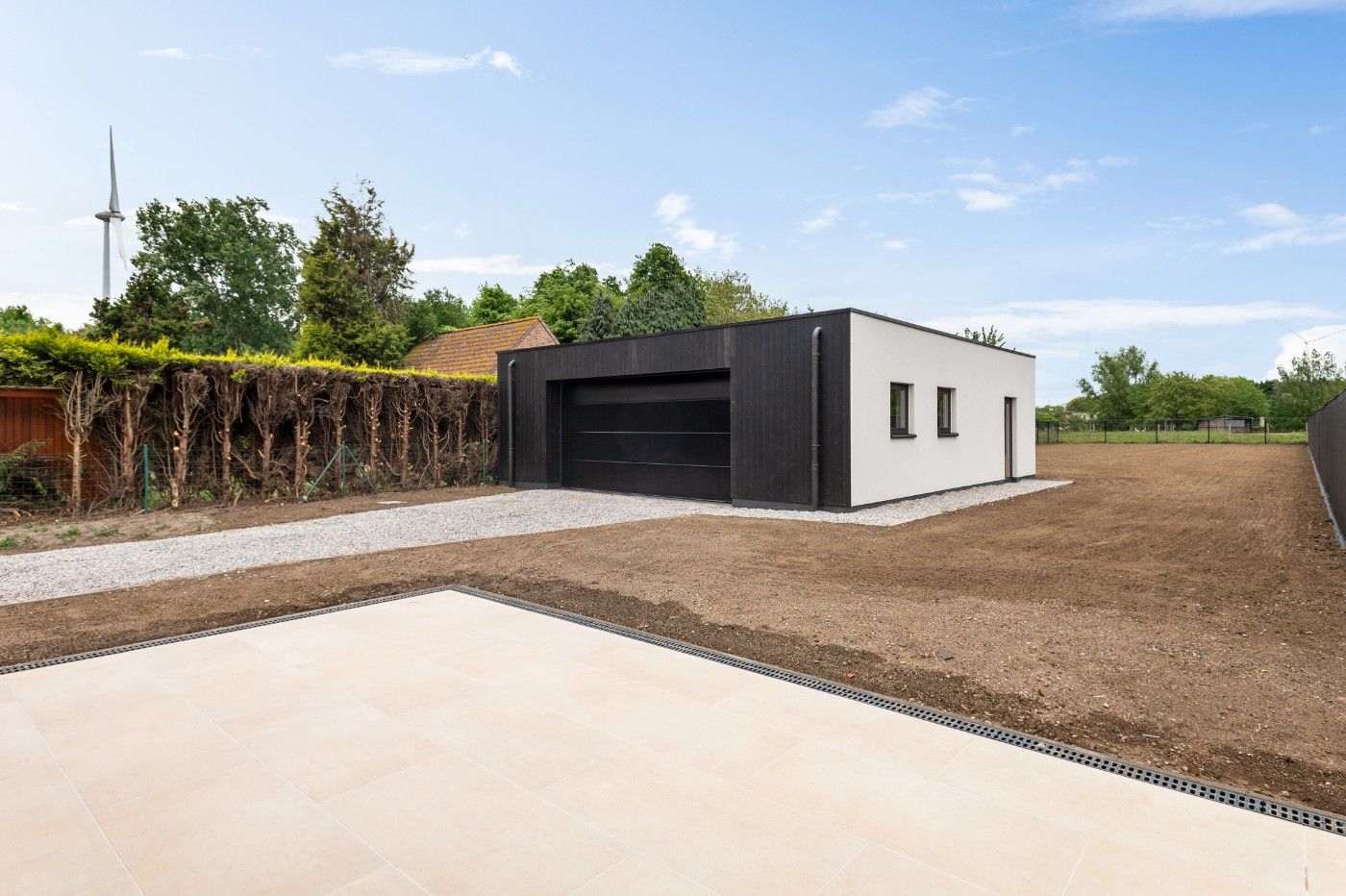 Prachtig gerenoveerde, vrijstaande woning met 4 slpk., tuin en polyvalent bijgebouw foto 27