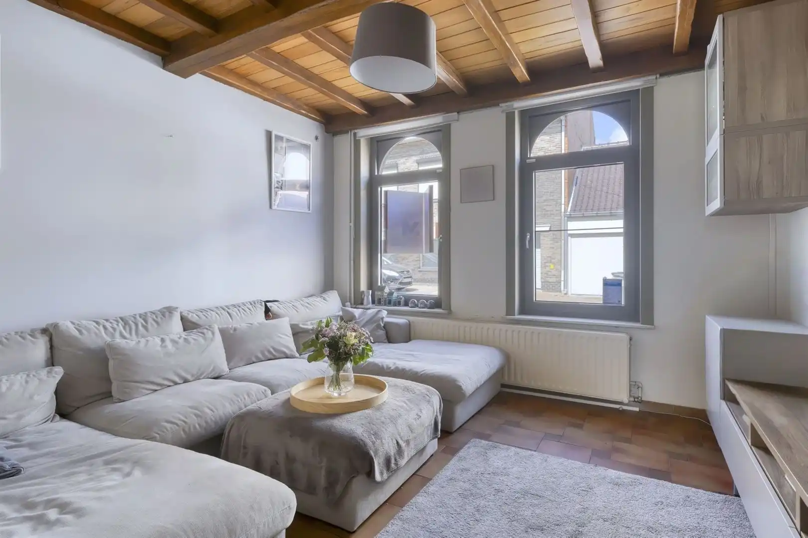HOB met 3 slaapkamers, veel ruimte en licht, een dieplopende tuin en veel potentieel foto 5
