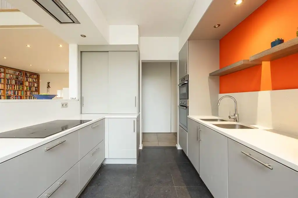 Langgevelhoeve op 3.593m² vlak bij het dorp van Schilde. foto 8