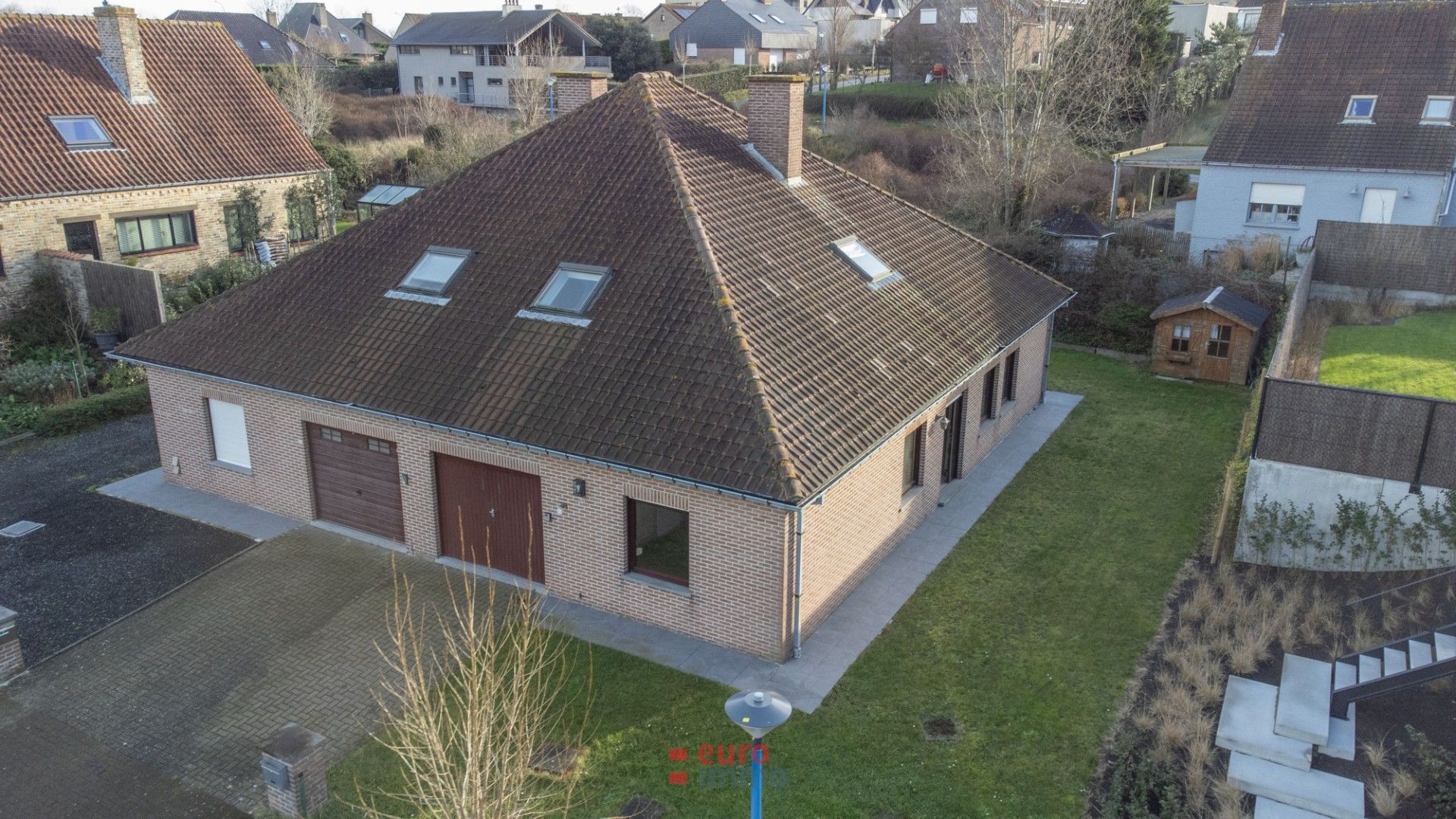 Halfopen villa op triple-A locatie! foto 23