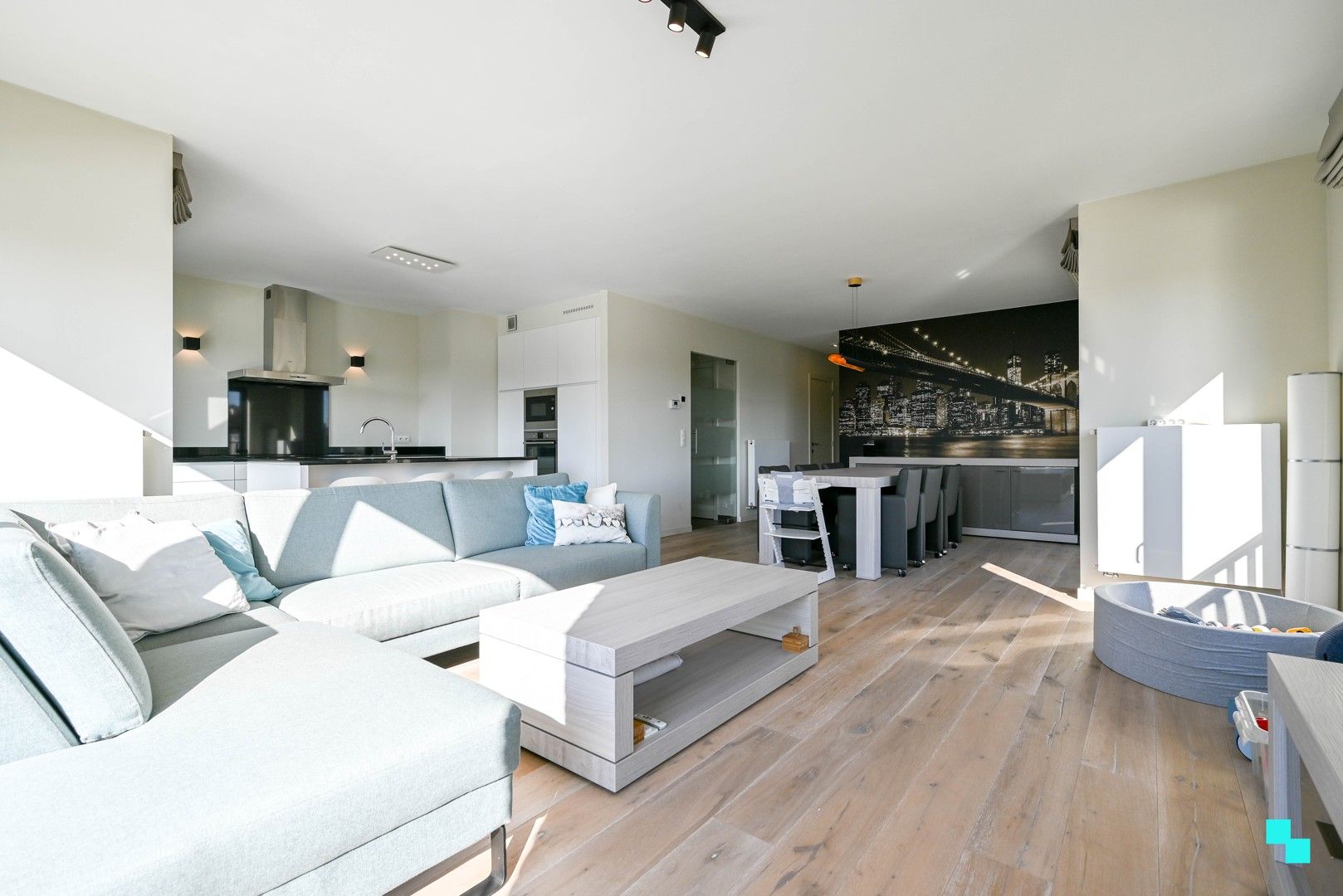 Geweldig hoekappartement met spectaculair panorama over de oevers van de Leie foto 4