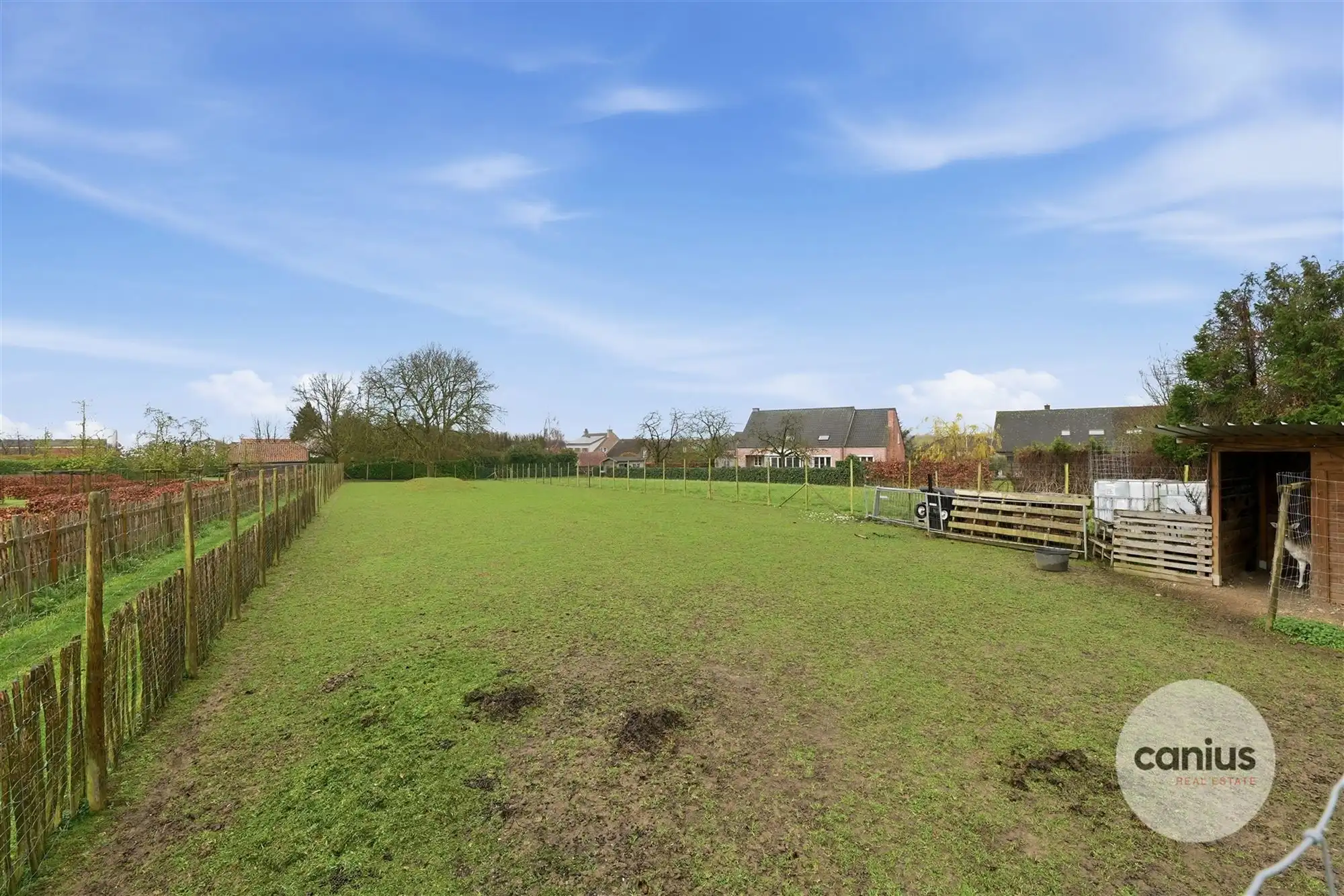 UITZONDERLIJKE WONING MET ZWEMBAD – MOGELIJKHEID ZELFSTANDIG BEROEP foto 32