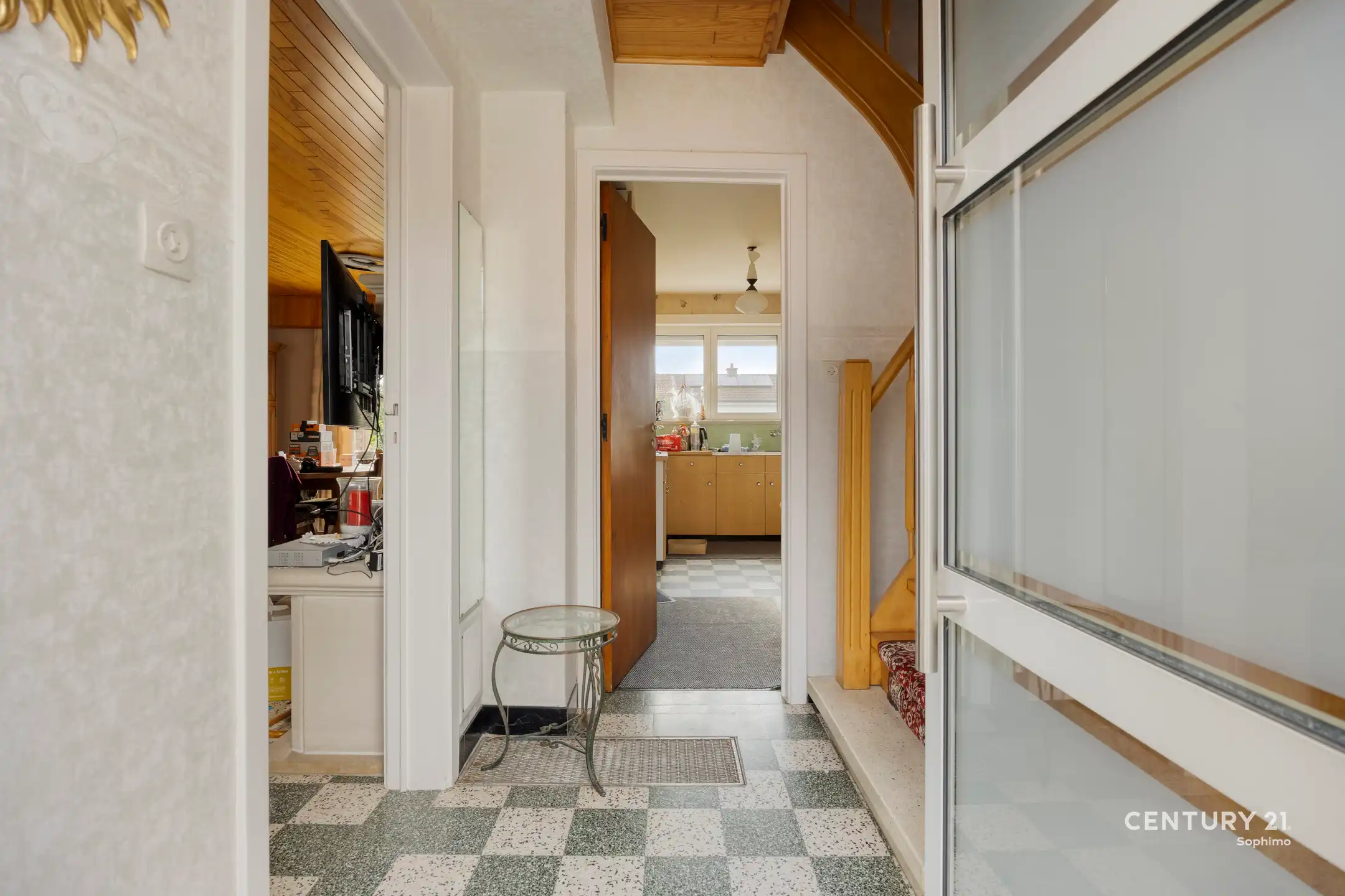 Rustig gelegen gezinswoning met 3 slaapkamers foto 3