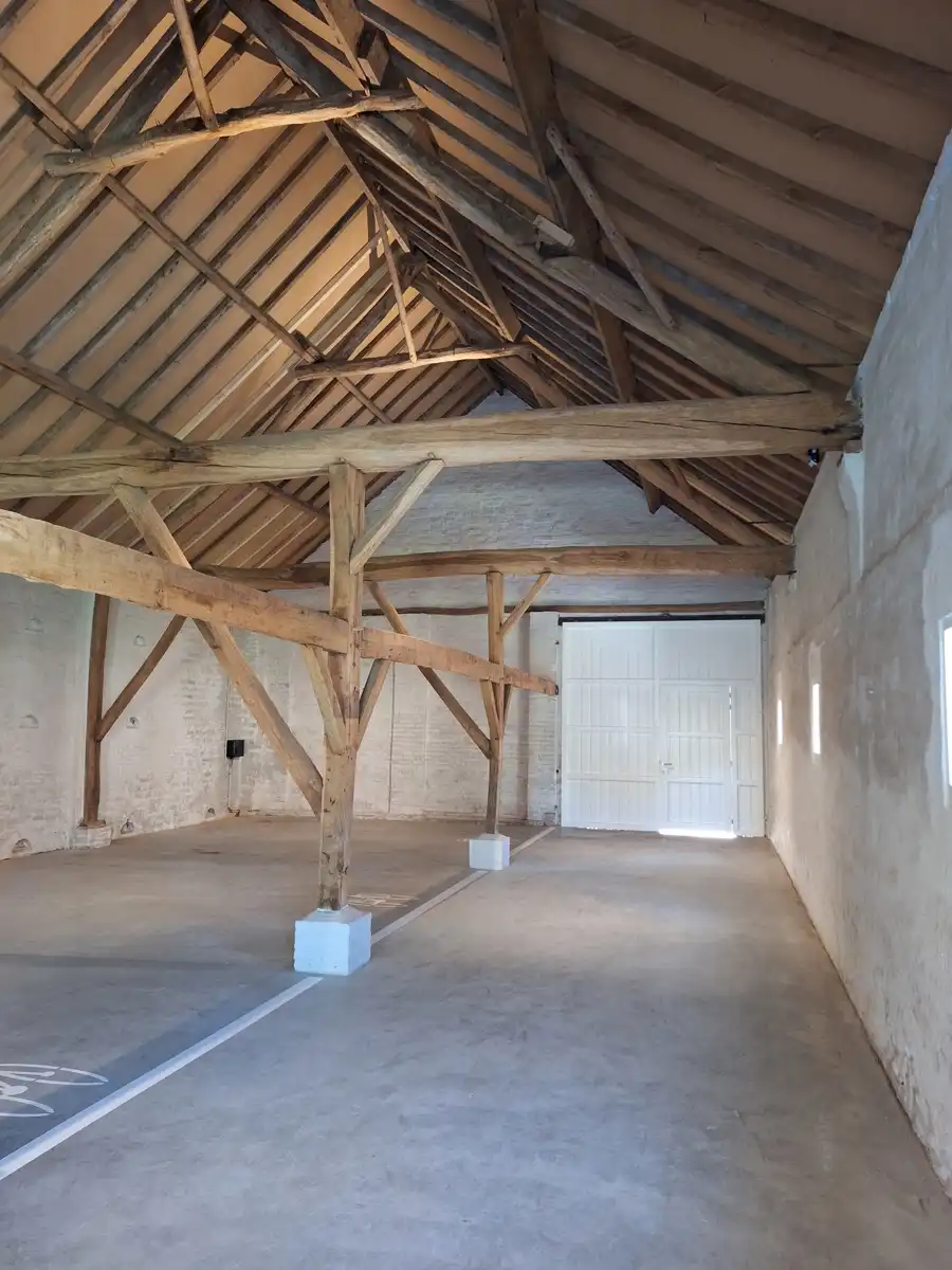1-slaapkamer appartement te huur foto 19