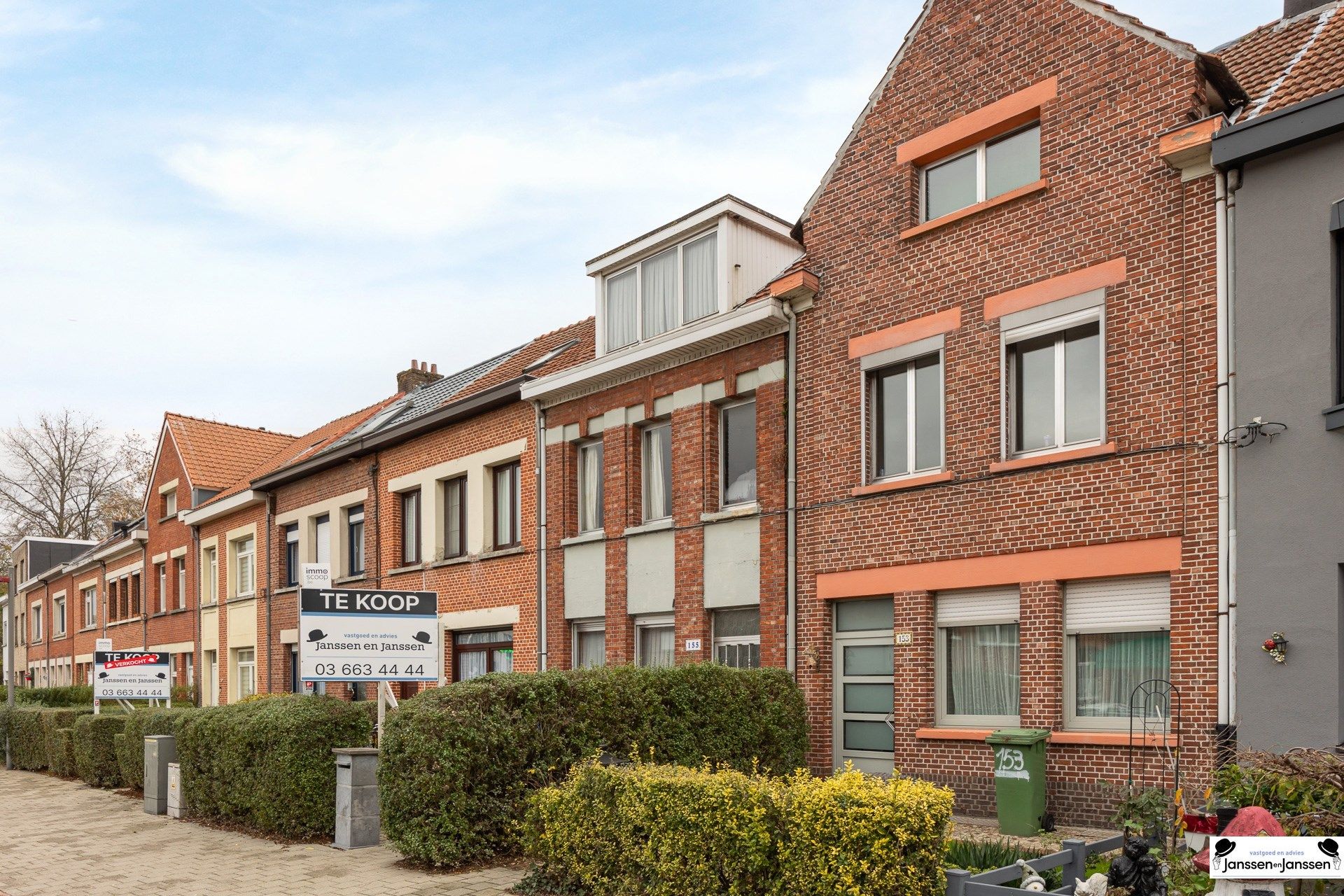 Te renoveren charmante woning met grote tuin foto 16