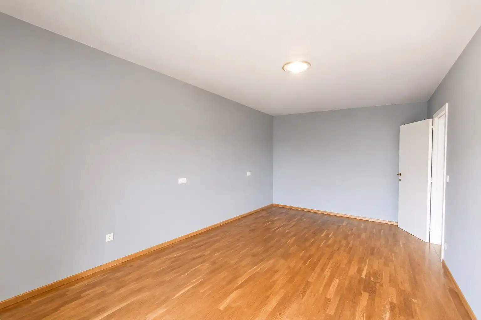 Te koop: Ruime gezinswoning (halfopen bebouwing) met dubbele garage – Willem Tellstraat 47, Uitkerke foto 15