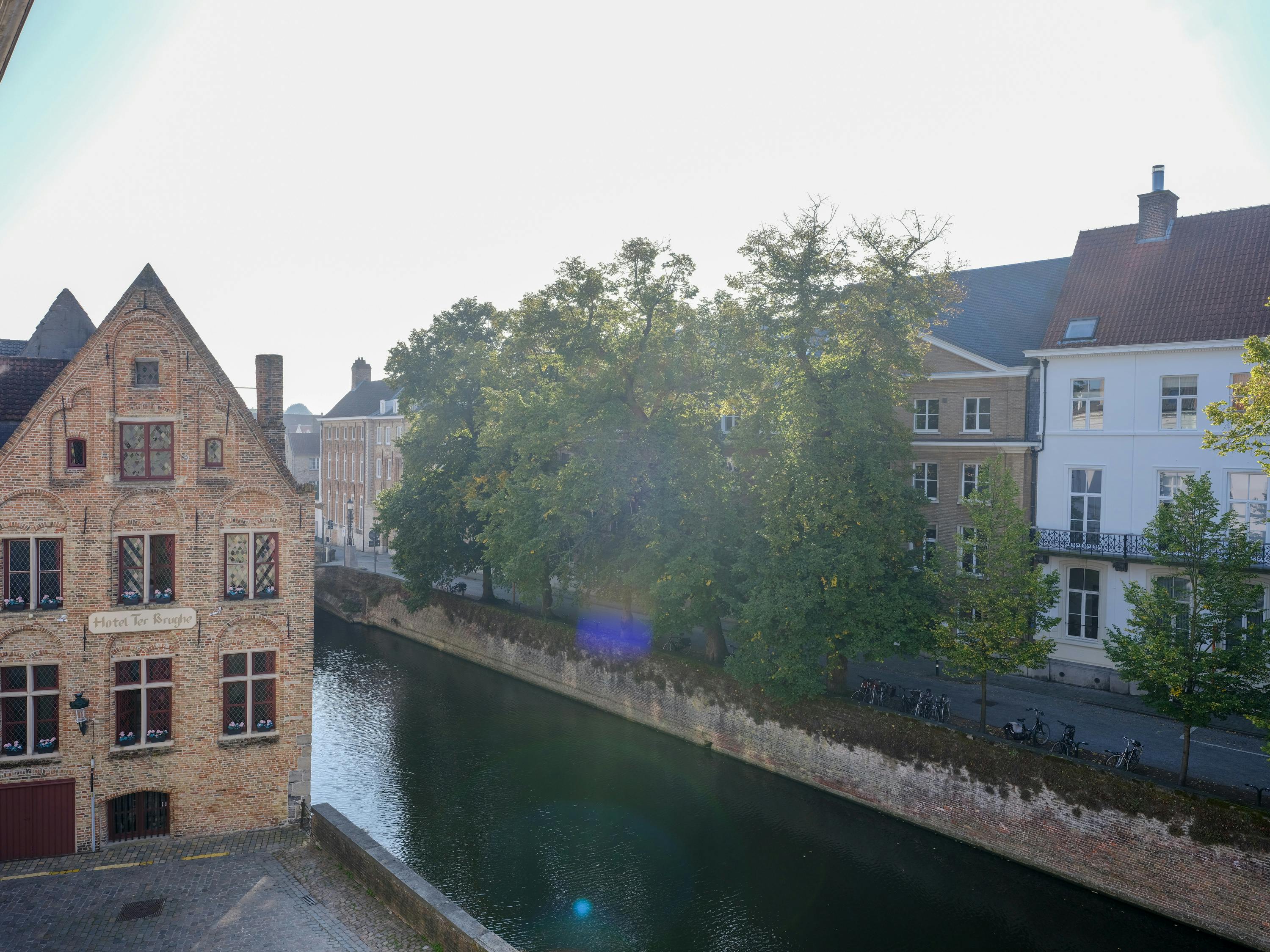 Te renoveren statige hoekwoning in Brugge te koop foto 7