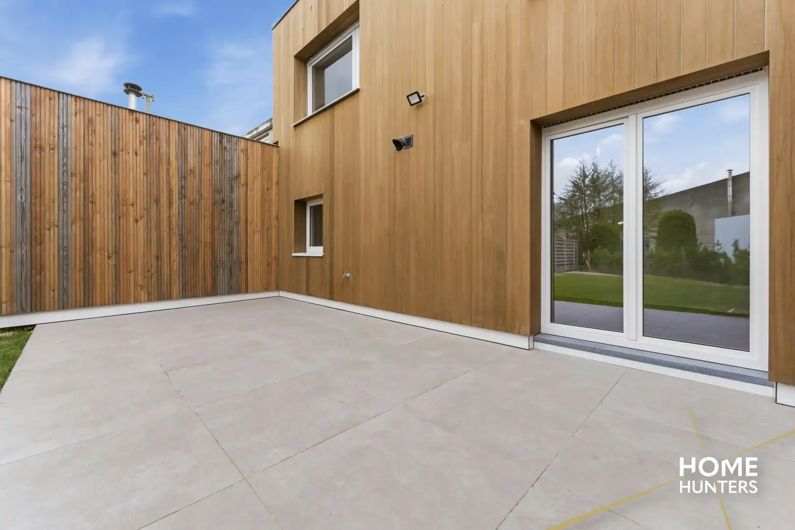 Prachtig gerenoveerde woning te Brielen met 2 slaapkamers, 2 badkamers en een garage foto 11