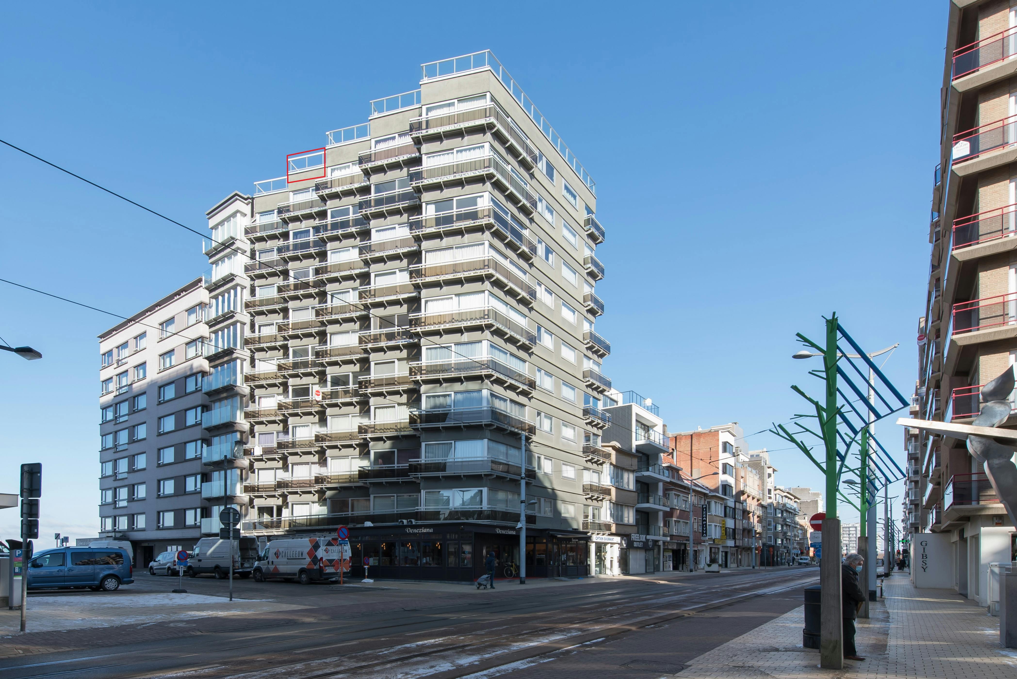 Instapklaar appartement met twee slaapkamers en zijdelings zeezicht! foto 13