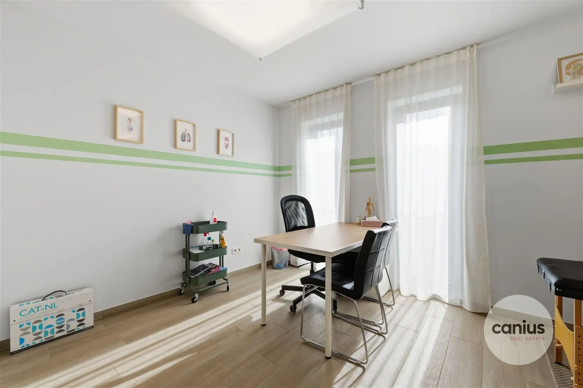 WONING MET LIFT NABIJ HET CENTRUM foto 18