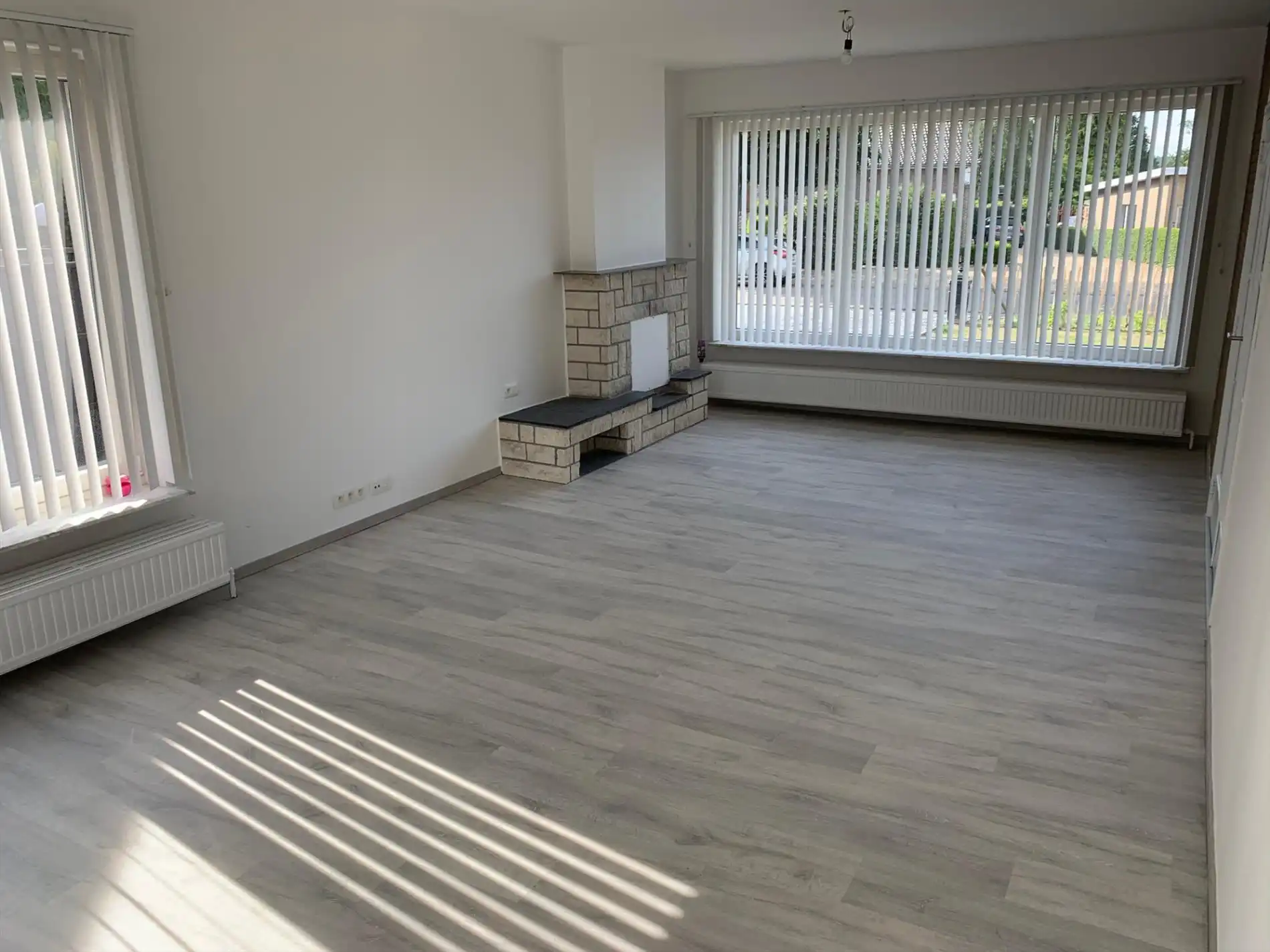 GEZINSWONING met 3 slaapkamers, garage en tuin te huur in LANAKEN !  foto 4