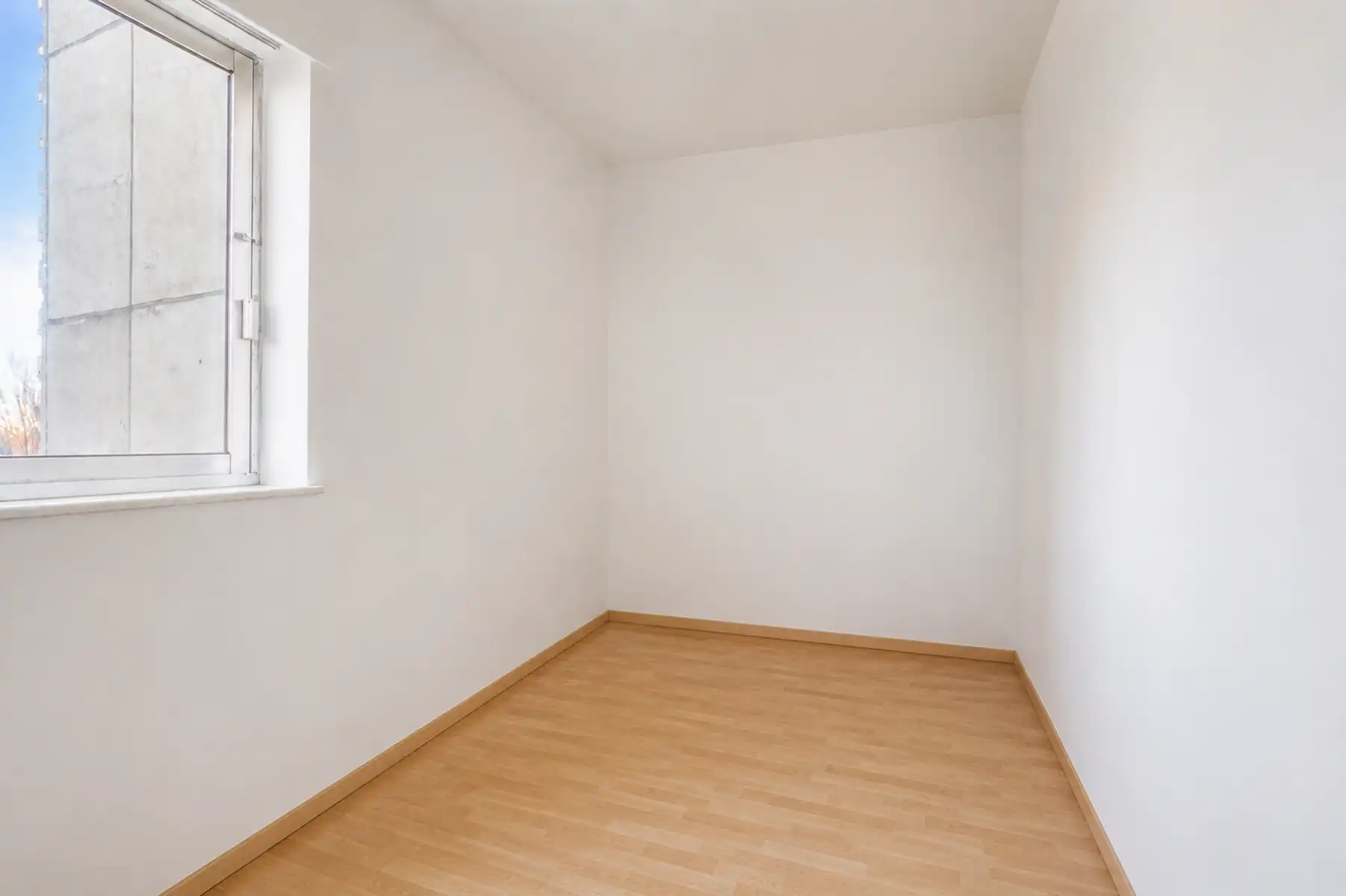 Ruim 3-slaapkamerappartement met terras foto 10