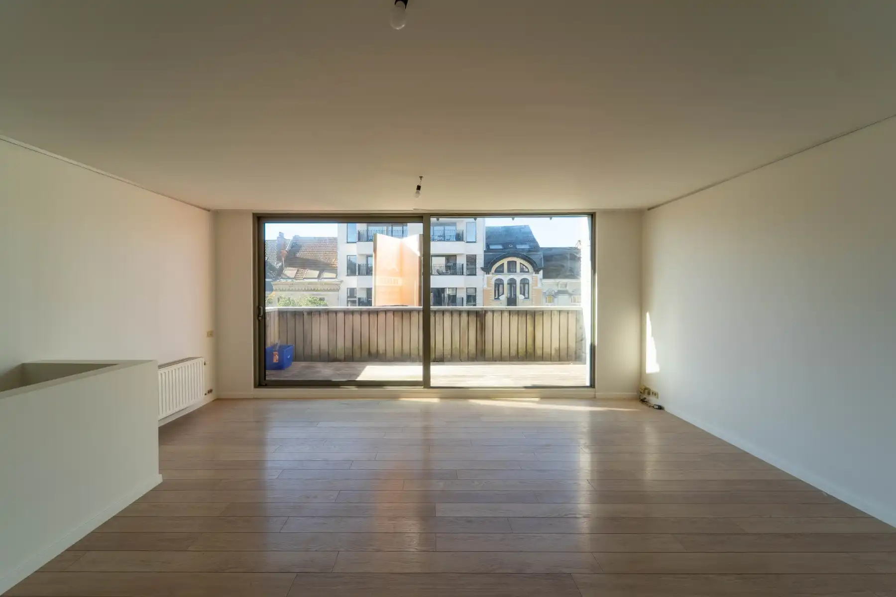 Gerenoveerd appartement met zuidgericht terras op toplocatie vlakbij Gent-Sint-Pietersstation. foto 12