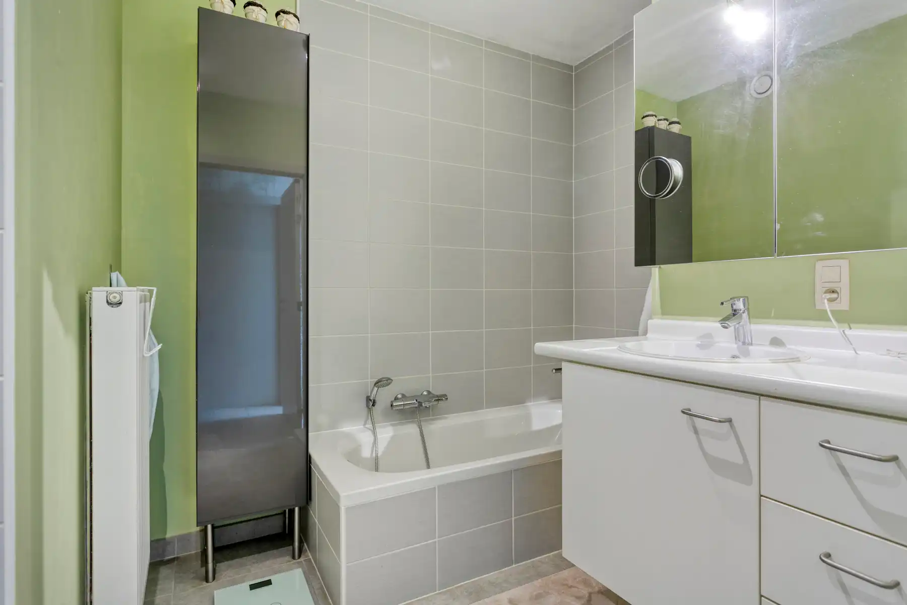 TE KOOP - gelijkvloers appartement met aparte ingang  foto 10