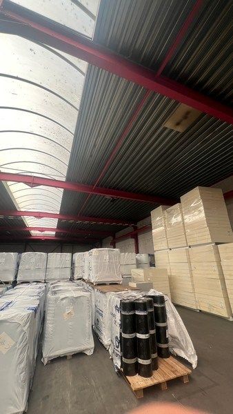 Bedrijfsgebouw met rolbrug te huur nabij centrum van Gent foto 7