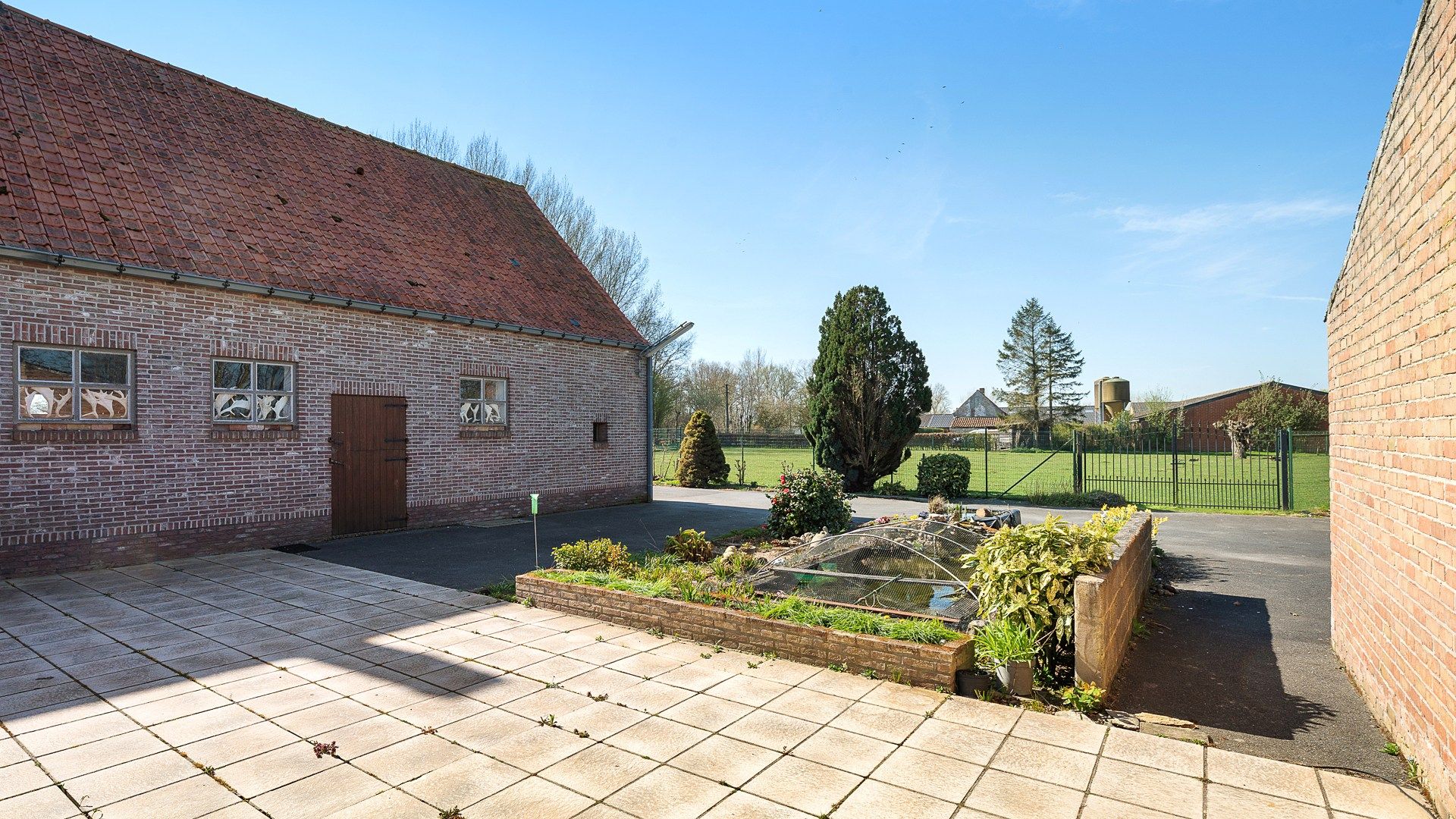 Hoeve schitterend gelegen te Damme foto 12