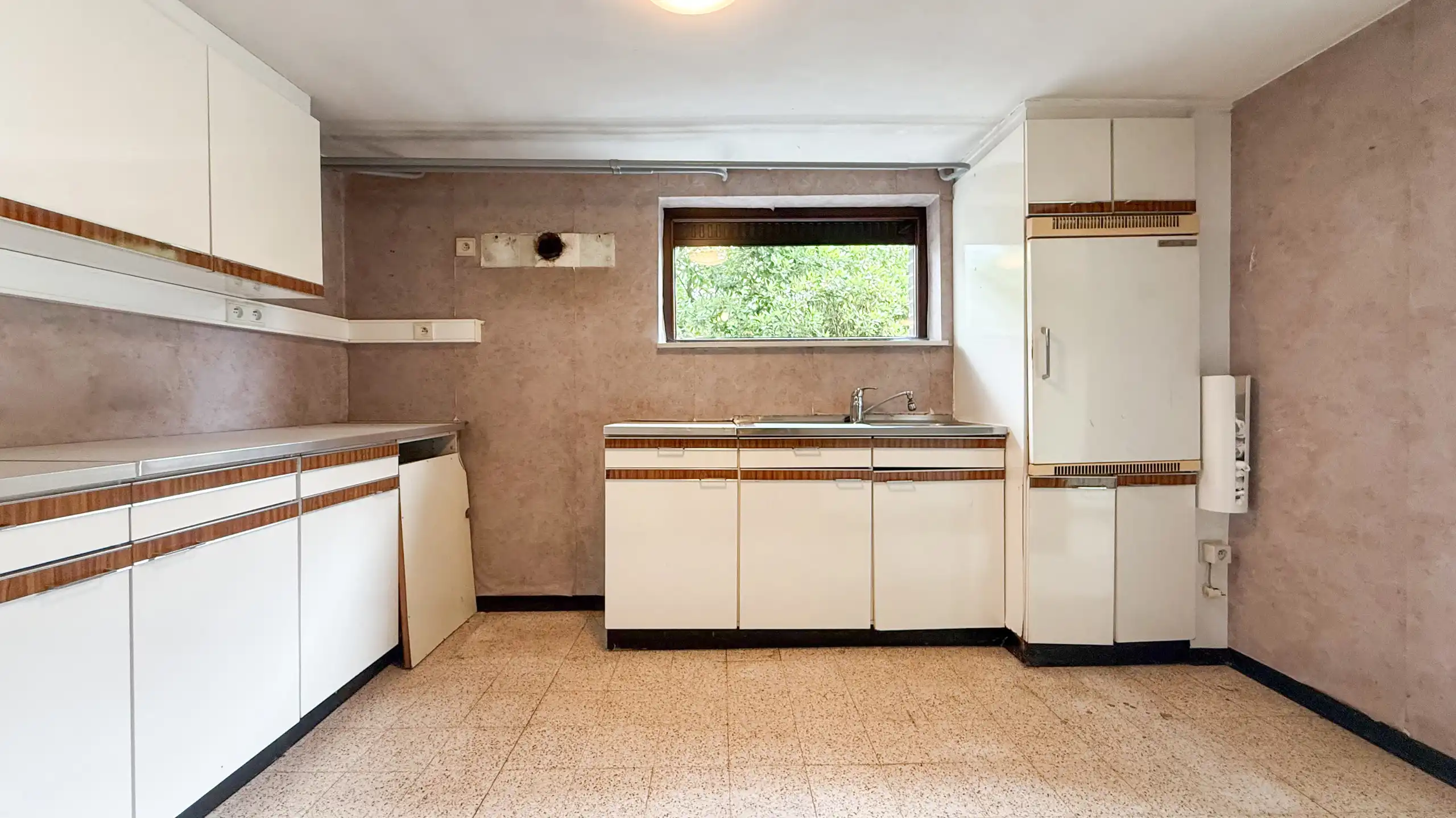 Ruime split-levelwoning met 3 slaapkamers op groot perceel! foto 16