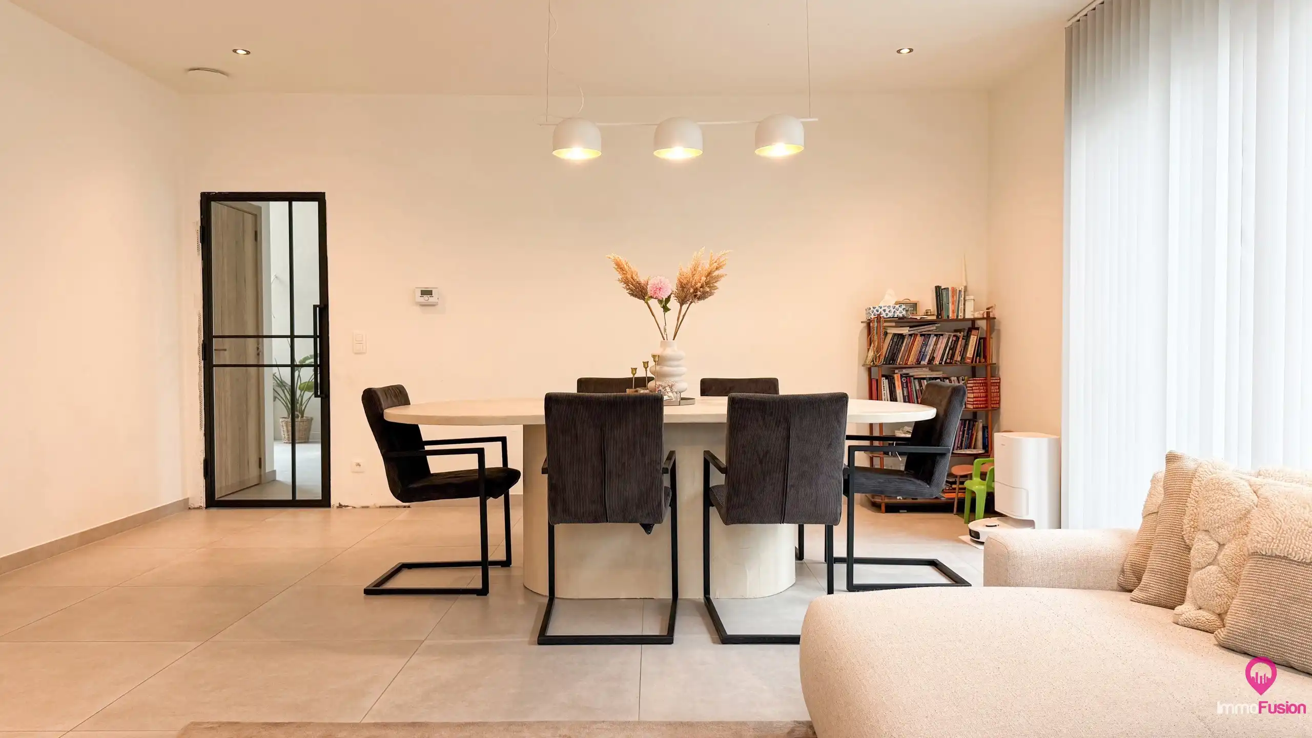 Luxe nieuwbouw van 270m² met 5 slpks en bureau in Koersel! foto 9