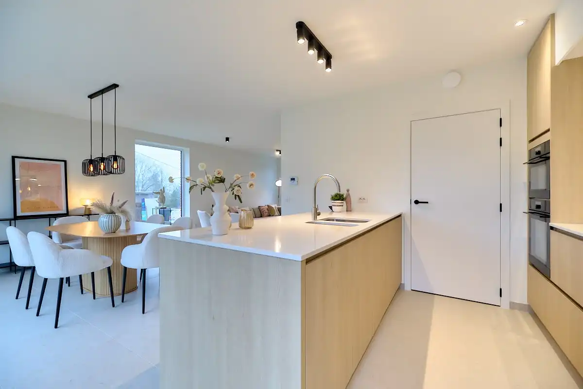 Volledig afgewerkte alleenstaande nieuwbouwwoning te Hooglede foto 9