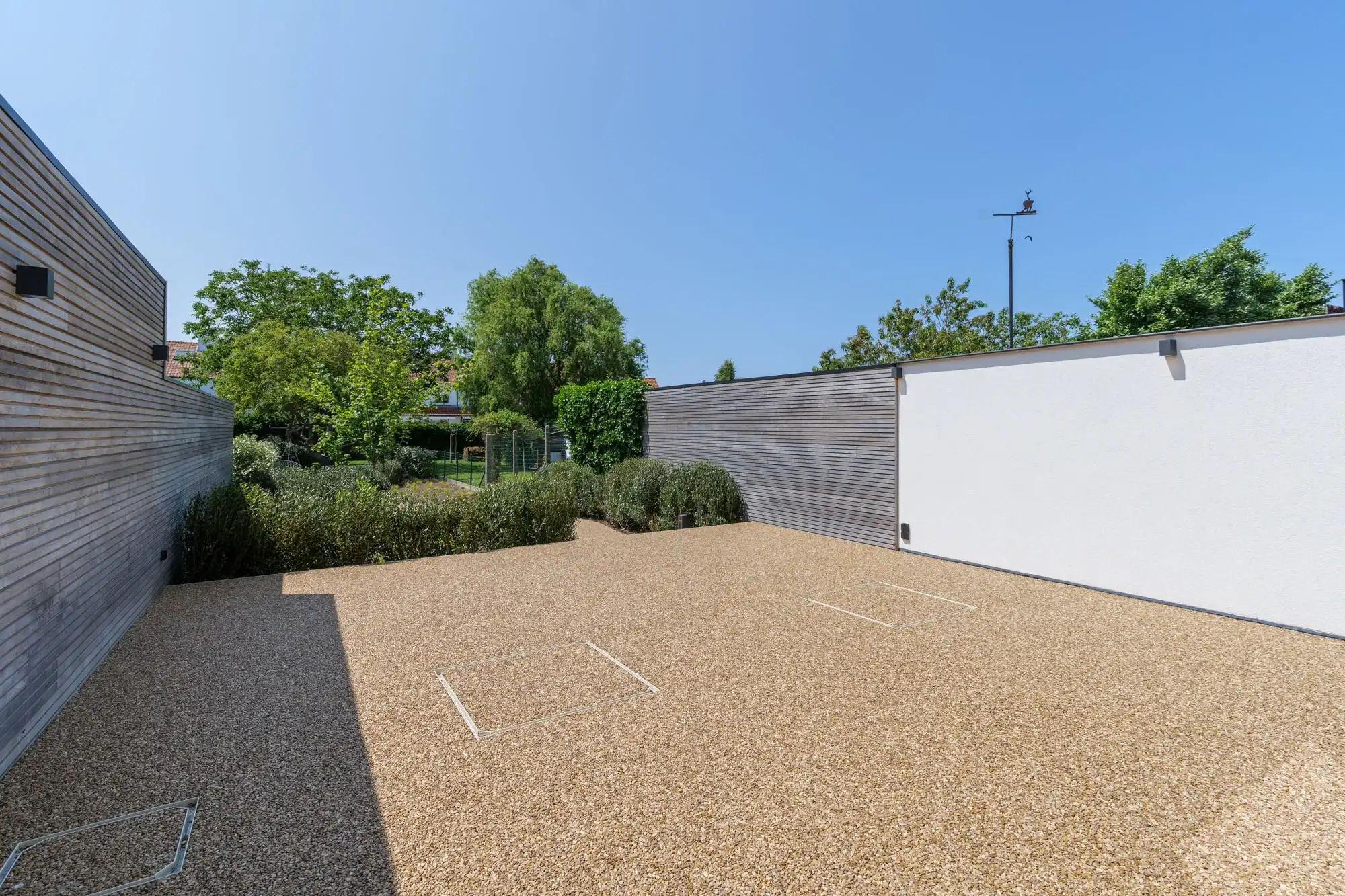 Moderne nieuwbouwwoning met 4 slaapkamers, 4 badkamers en prachtige tuin foto 23