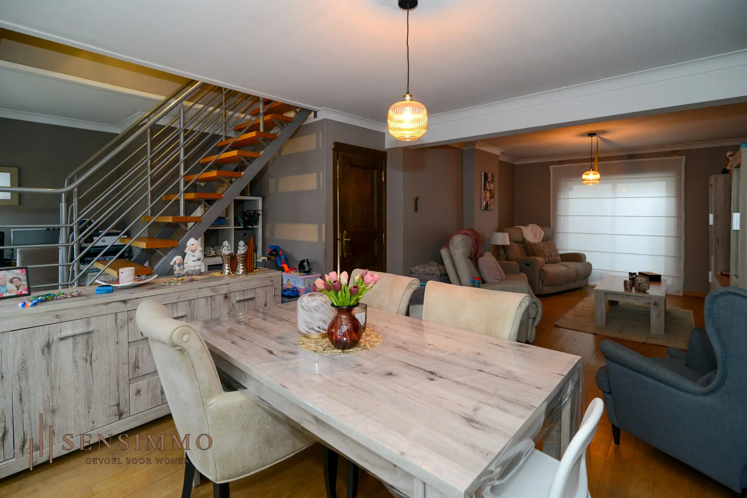 Commercieel opbrengsteigendom met 2 huisnummers op toplocatie in As foto 11