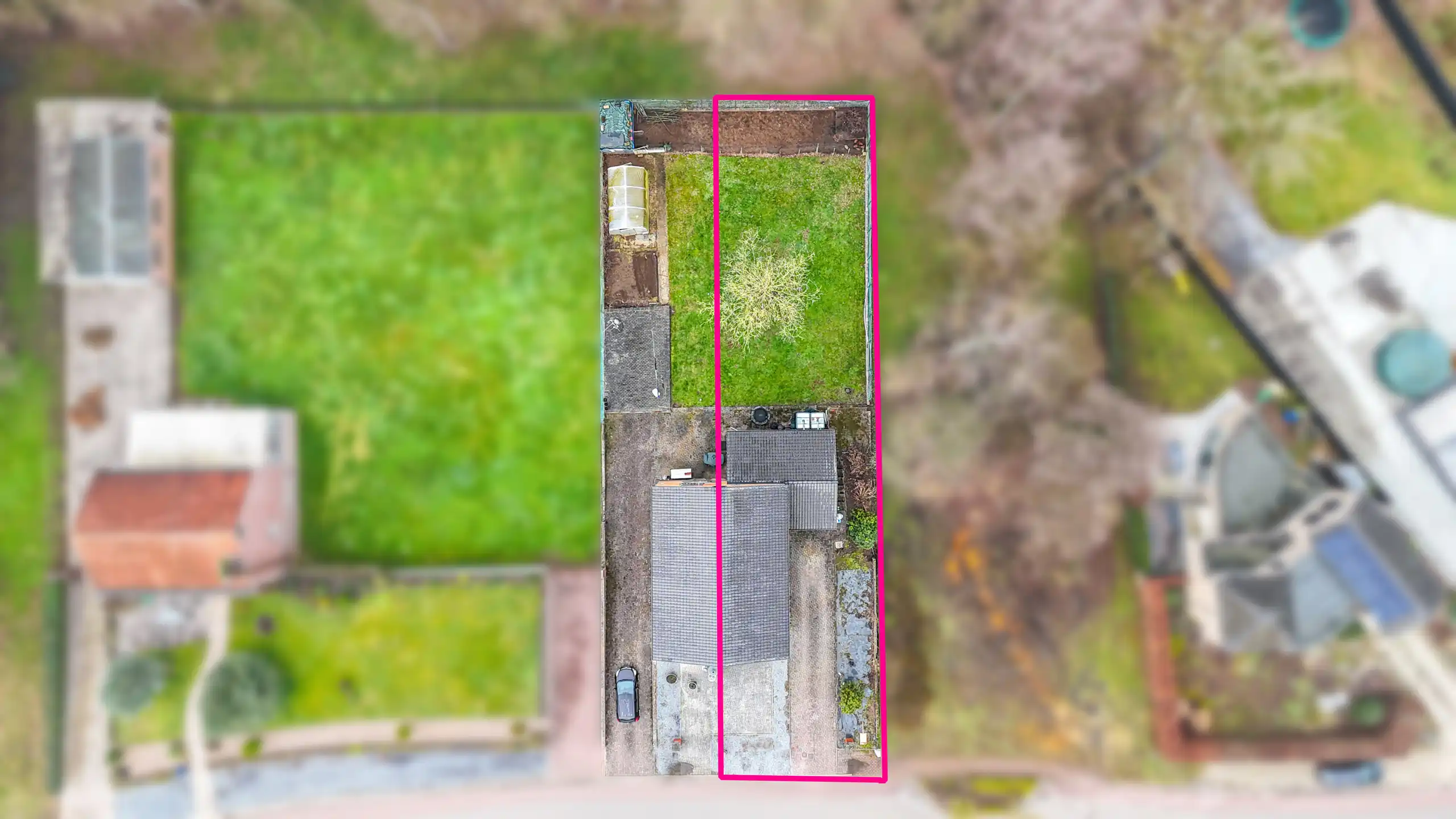 Instapklare halfopen bebouwing op topligging dicht aan natuurzone! foto 32