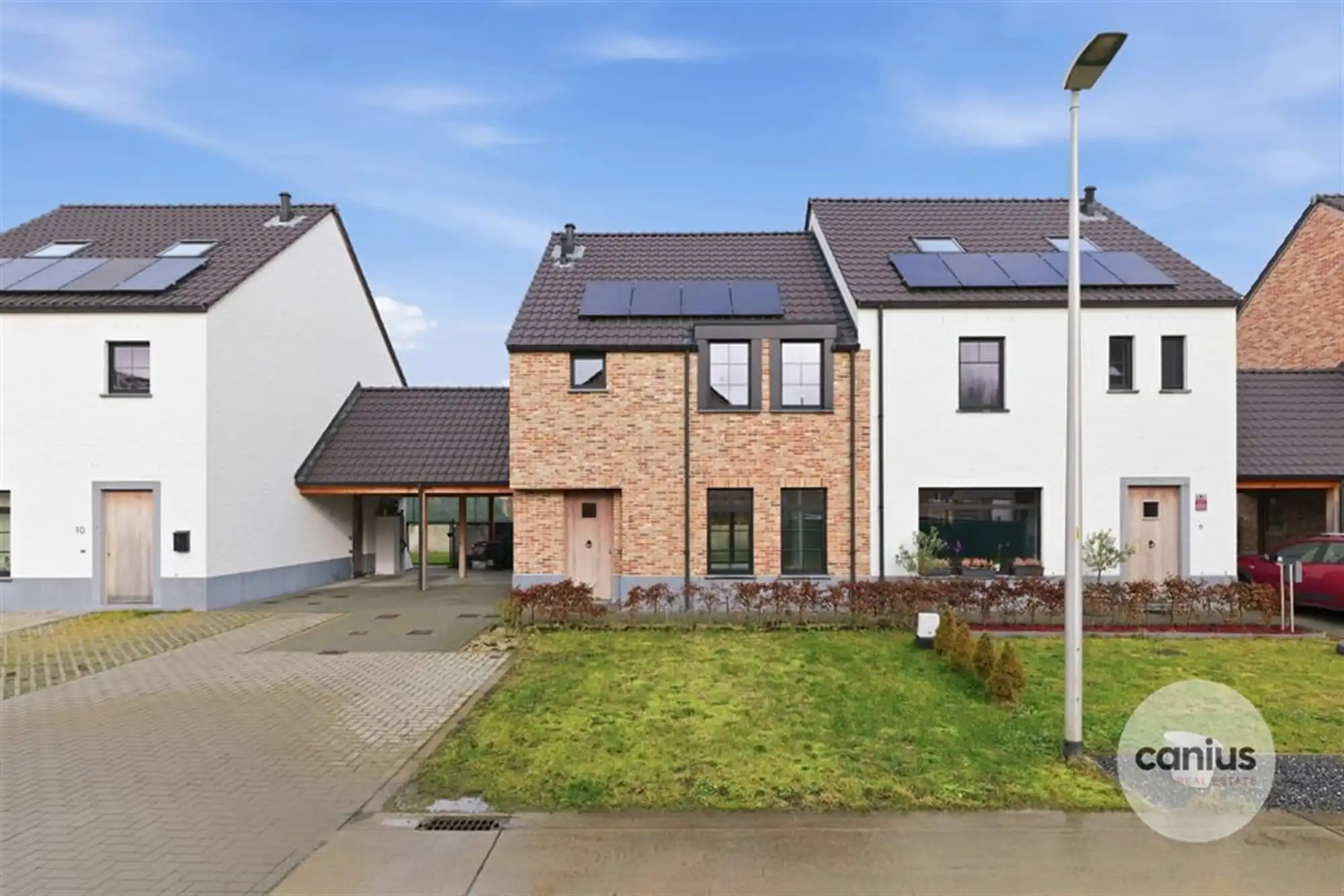 LANDELIJKE WONING MET 3 SLKS EN CARPORT foto 25