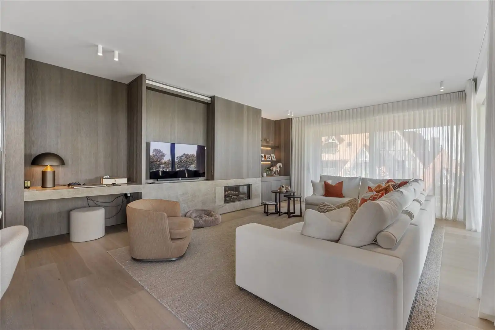 hyperexclusief afgewerkt hoekappartement foto 11