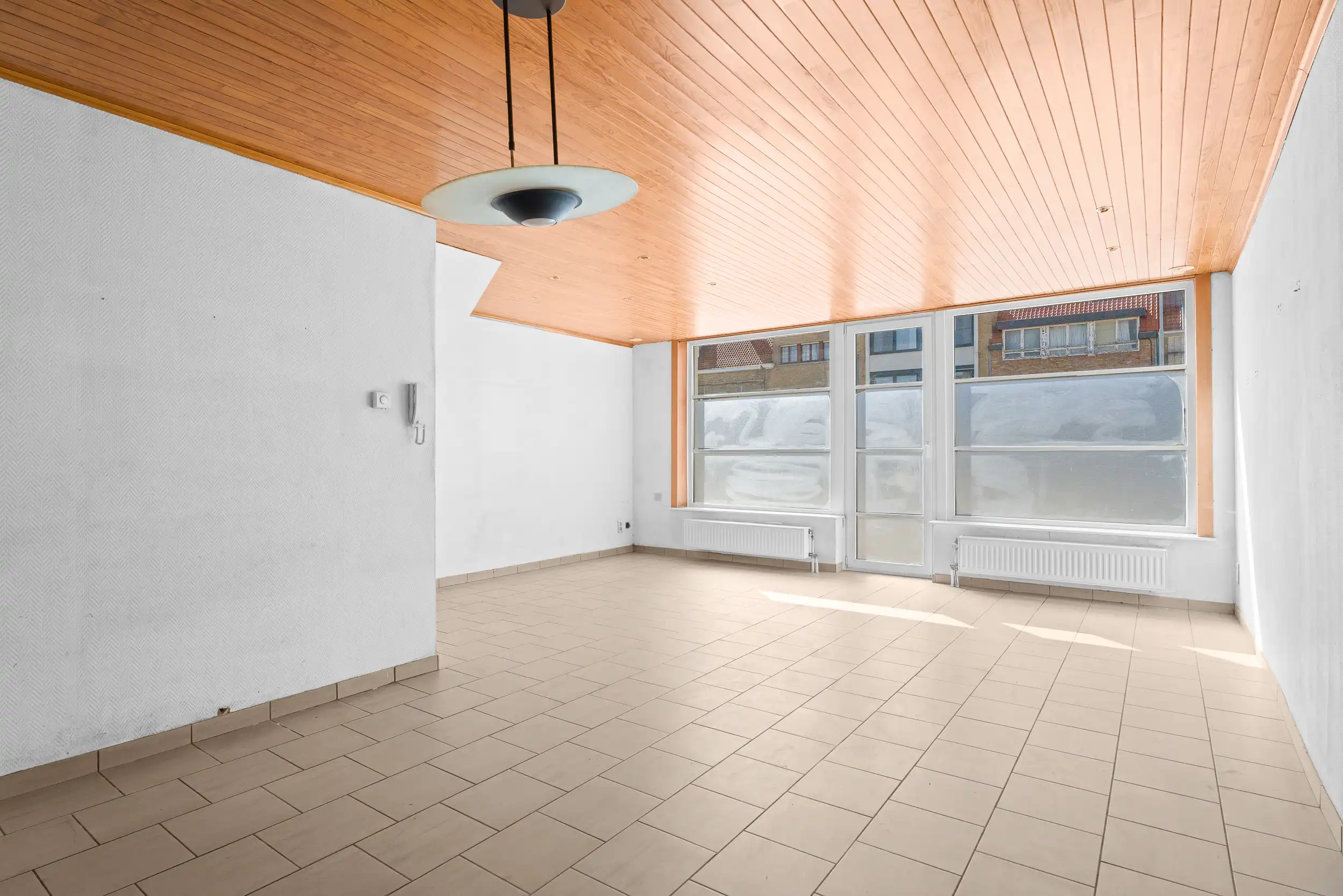 Betaalbare woning met 3 slpks en veel potentieel foto 2