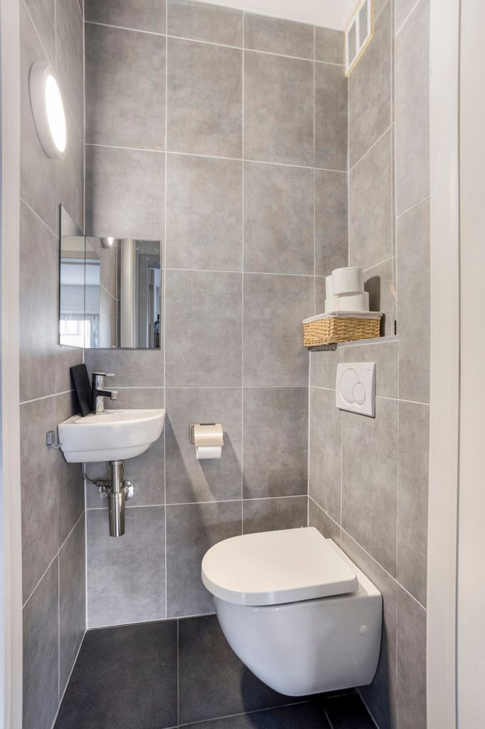 instapklaar gerenoveerd 2-kamerappartement op toplocatie foto 11